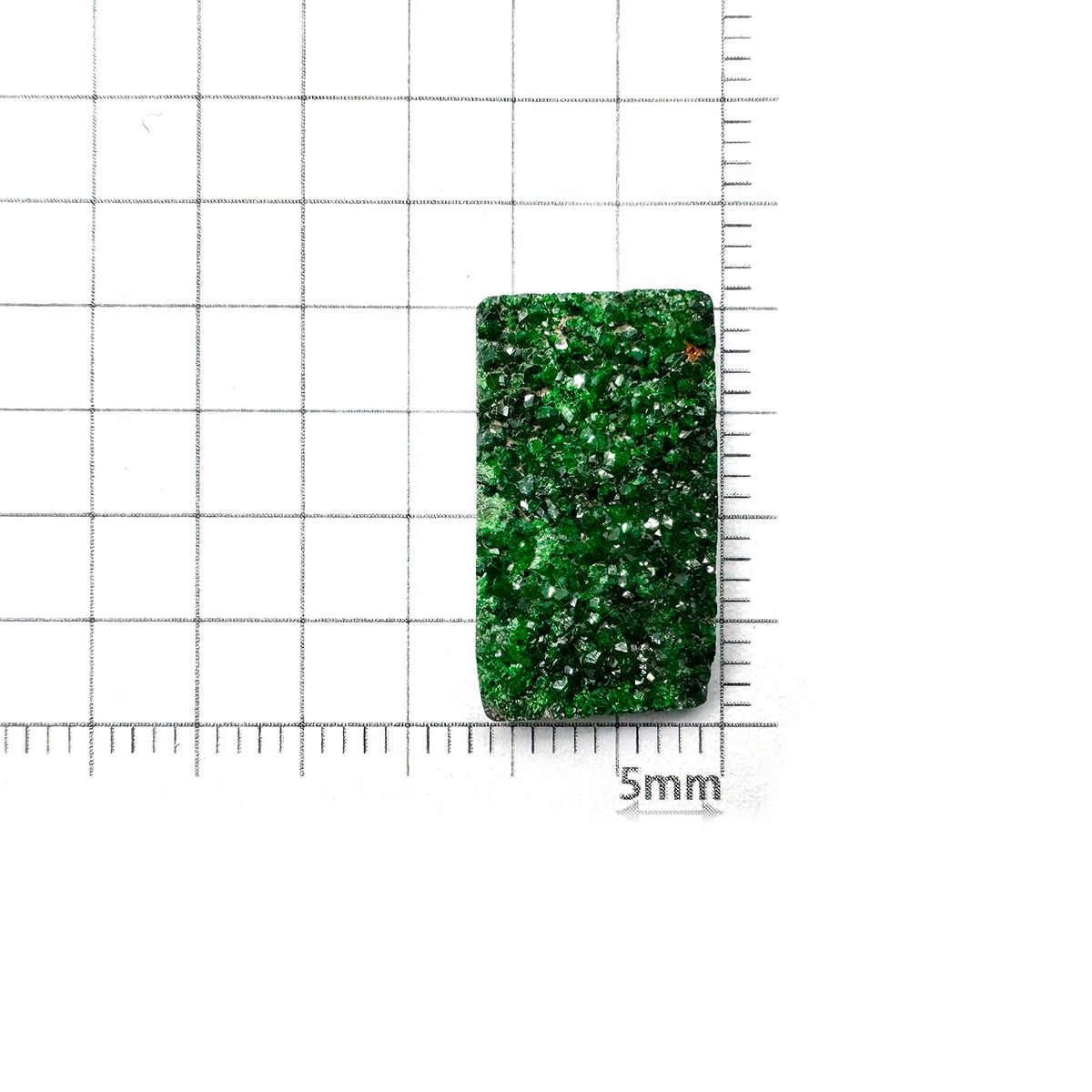 ウバロバイト 原石 ロシア産 10.84ct[240326444]19.4x10.9mm前後