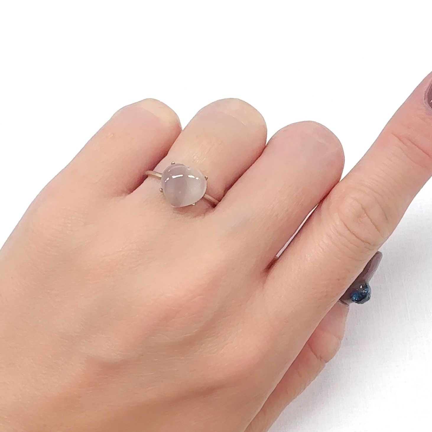 ムーンストーンキャッツアイ インド産 3.09ct[240527761]10x9.9mm前後