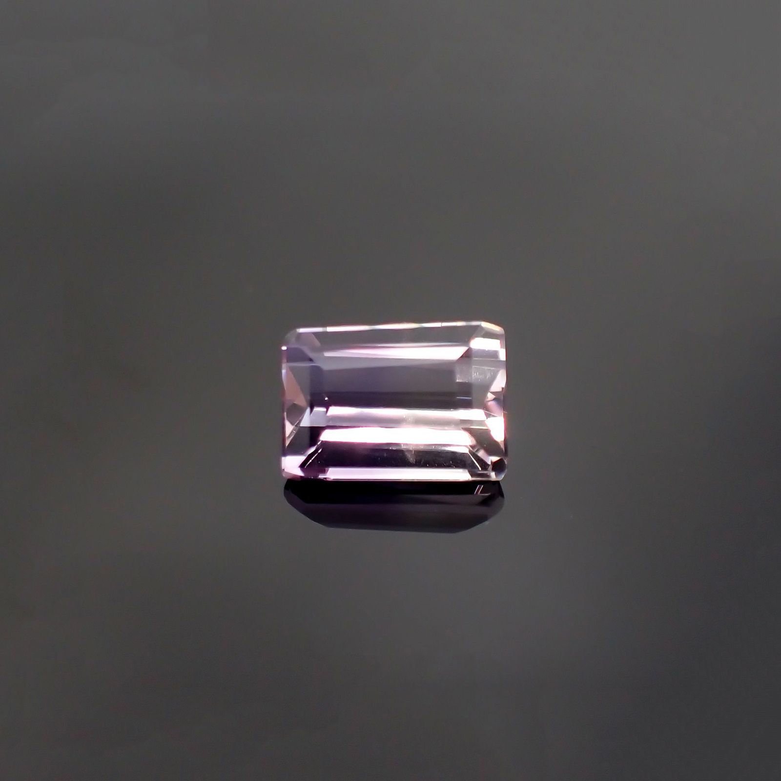 アワーグラスアメジスト(宝石名バイカラー・クォーツ) モロッコ産 2.90ct 識別済[210912325]10×7mm前後
