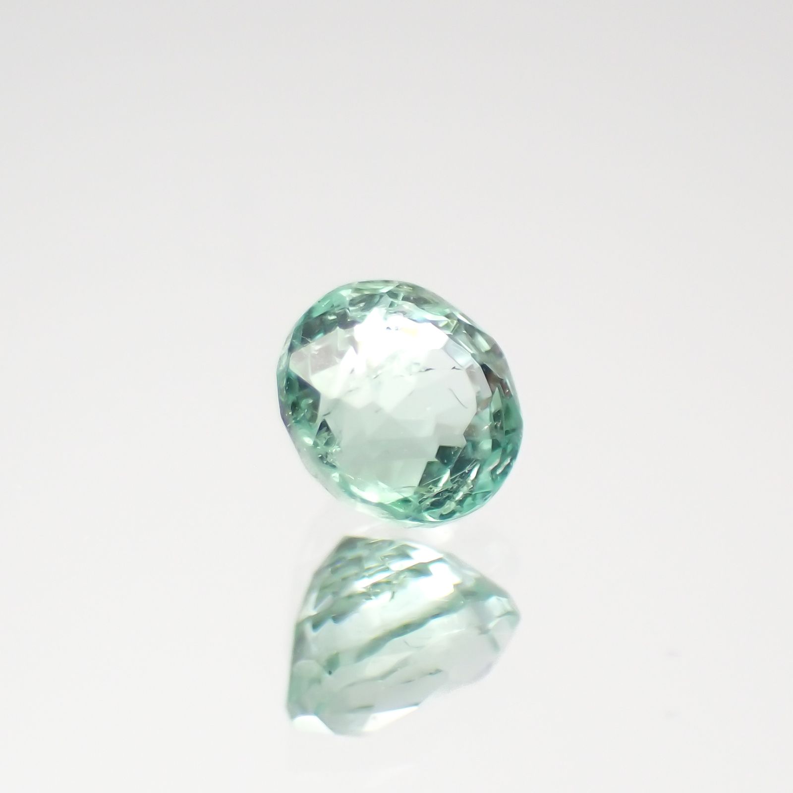 パステルカラーエメラルド コロンビア産 0.22ct[230421732]3.6x3.6mm前後