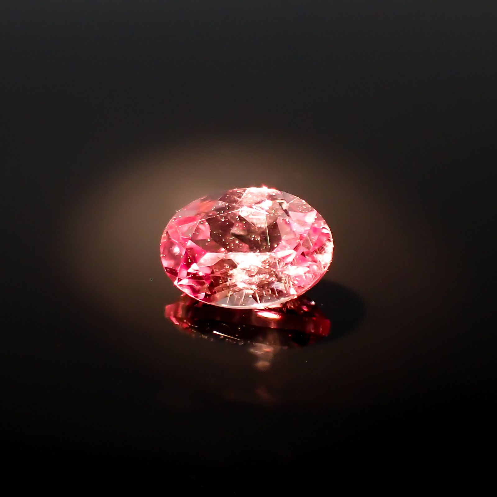 ドラゴンガーネット タンザニア産 0.61ct[230421425]6x4.1mm前後