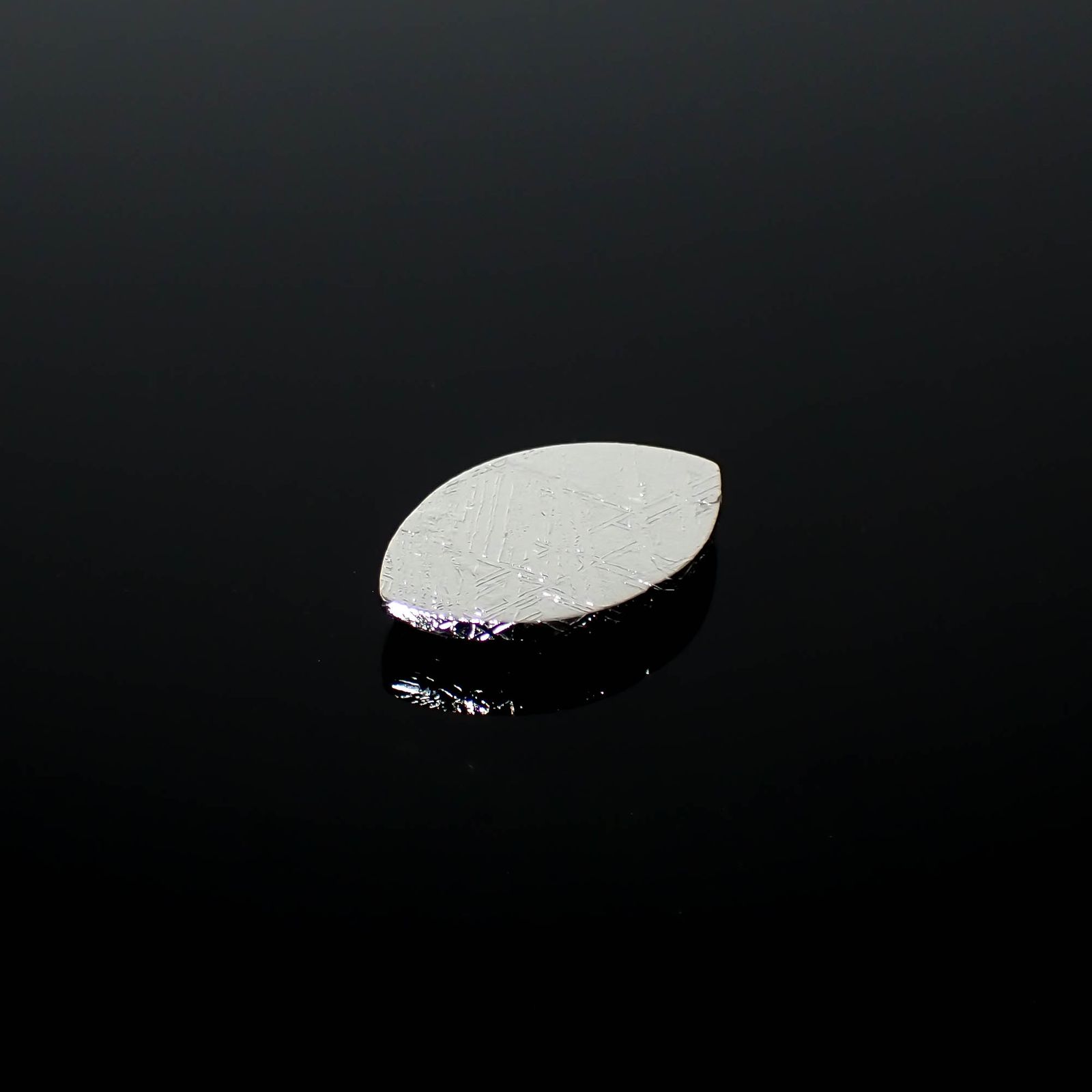 ムオニナルスタ隕石 発見地:スウェーデン 15.82ct[240125802]19.5x12.6mm前後
