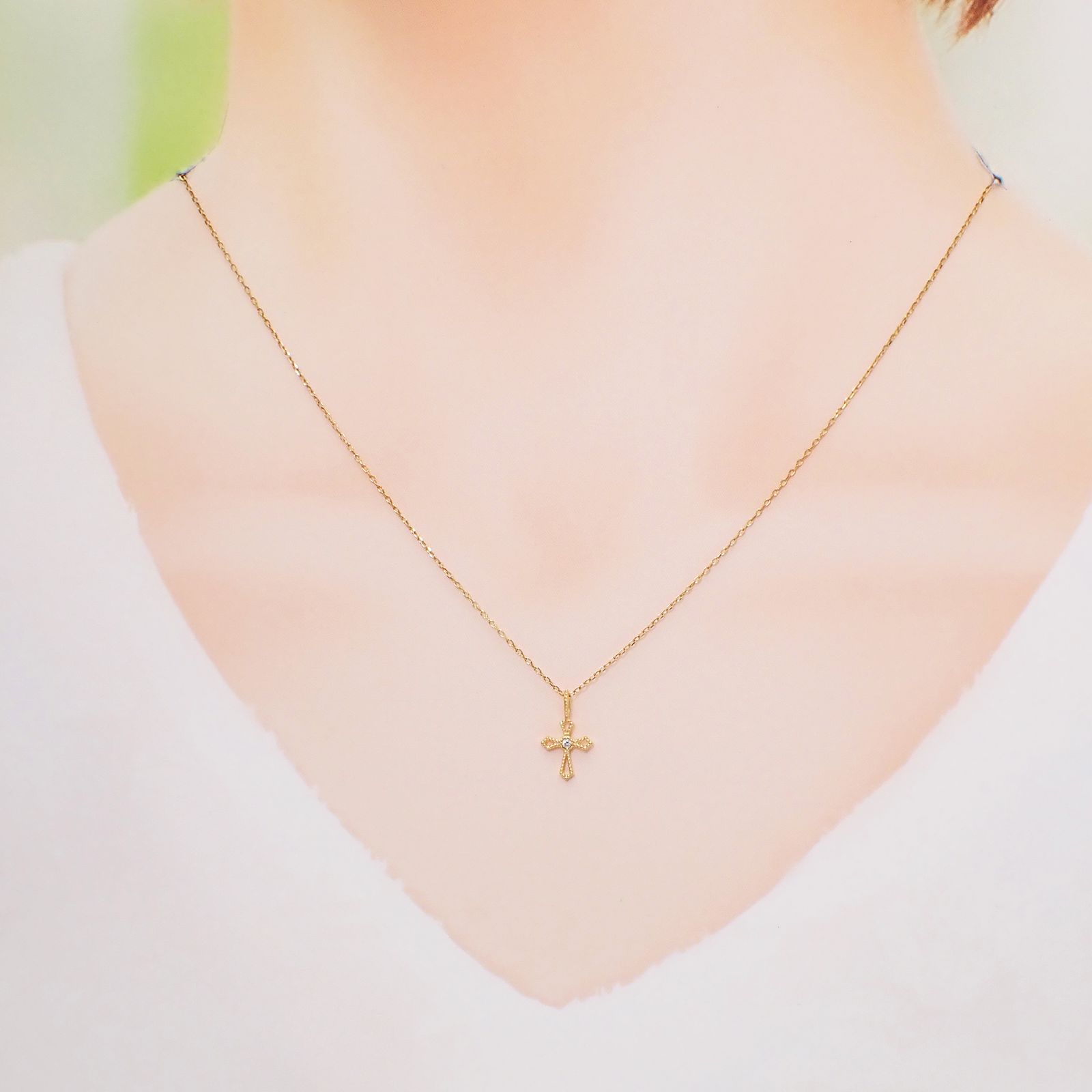 ◇K18/K10 Beata（ビィータ）◇クロス [ラッキーチャーム/ペンダントトップ※チェーン別売り]