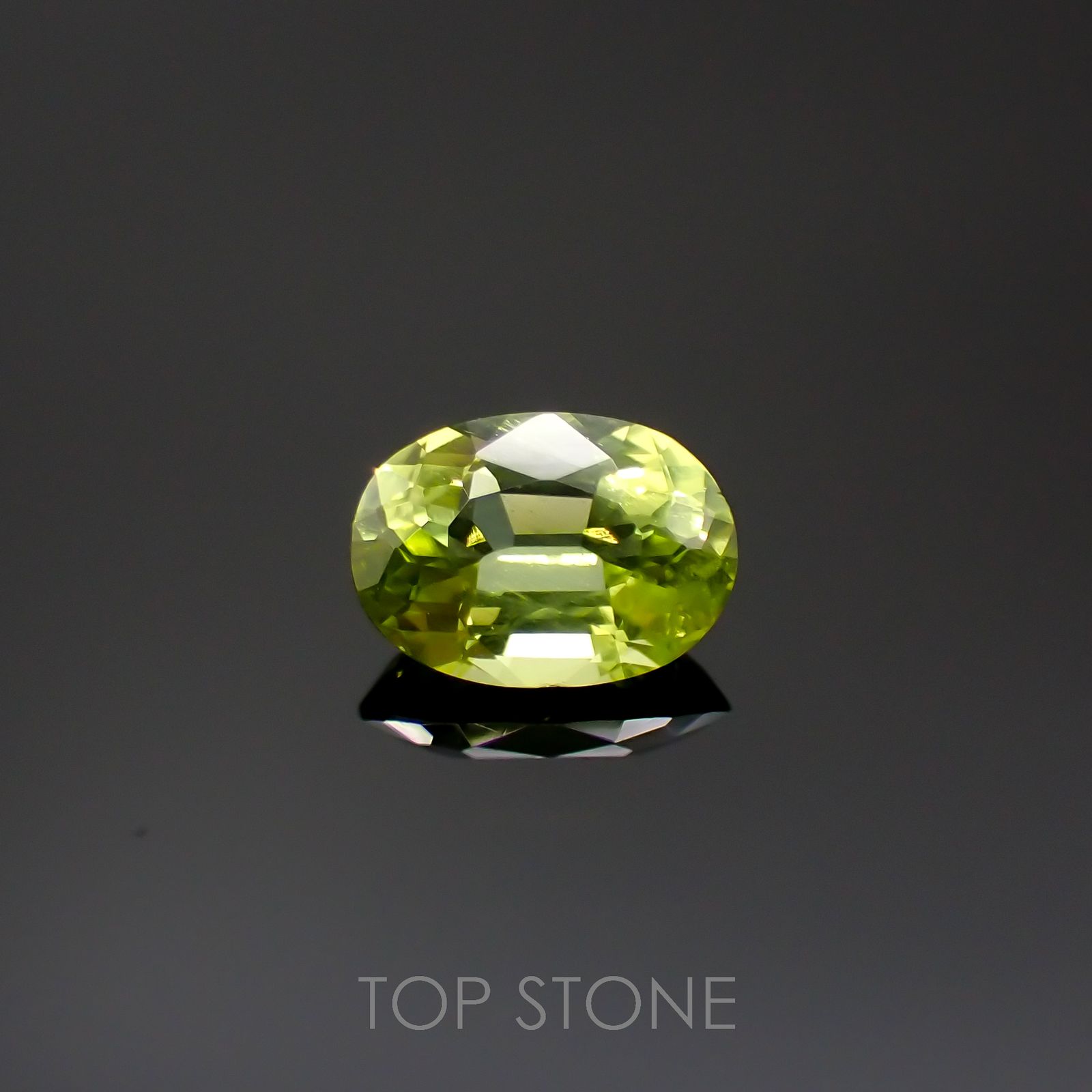 グリーンエンスタタイト(宝石名グリーン・エンスタタイト)カメルーン産 0.53ct 識別済[220917601]6.1x4.5mm前後