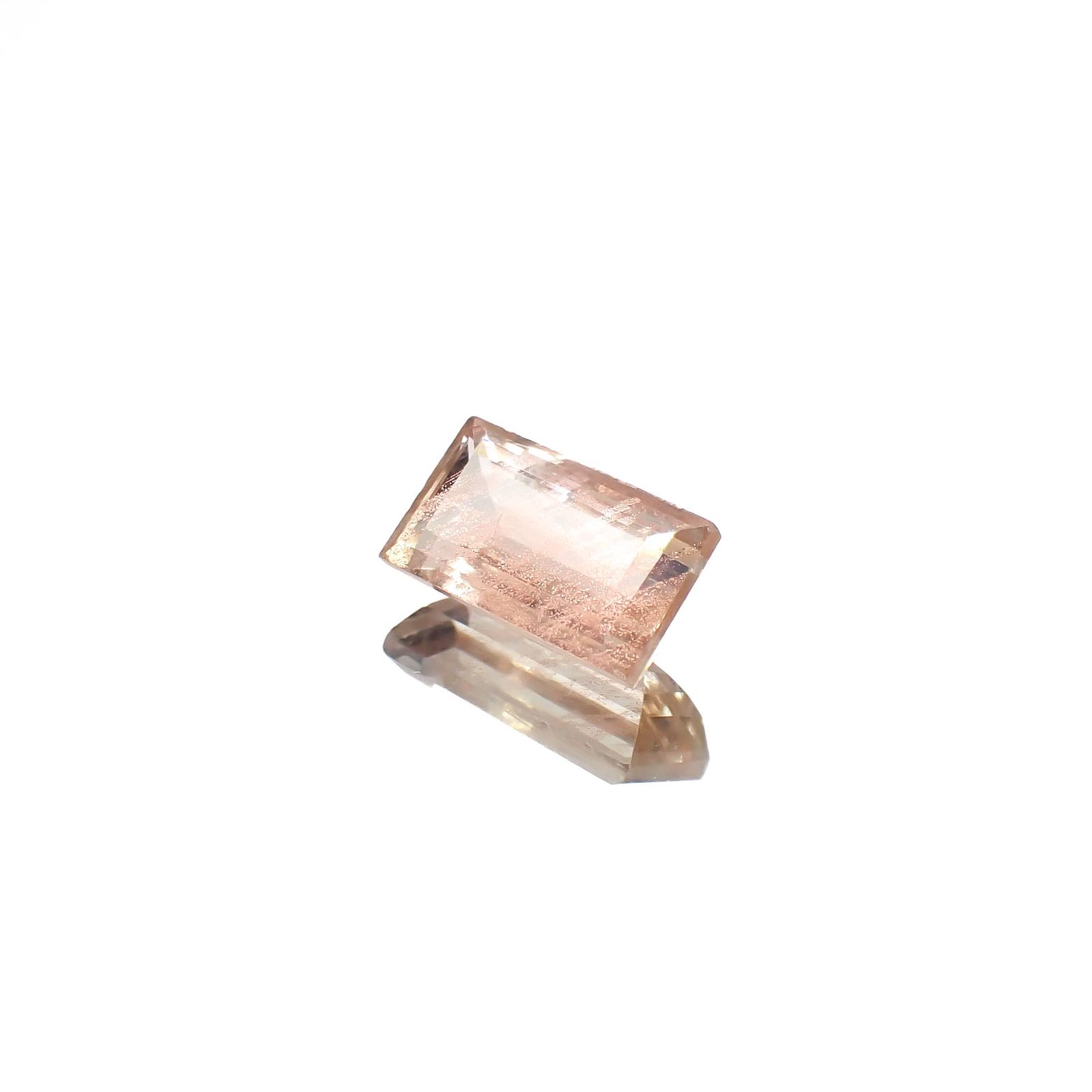 オレゴンサンストーン アメリカ・オレゴン州産 1.33ct[240627872]8.7x4.9mm前後