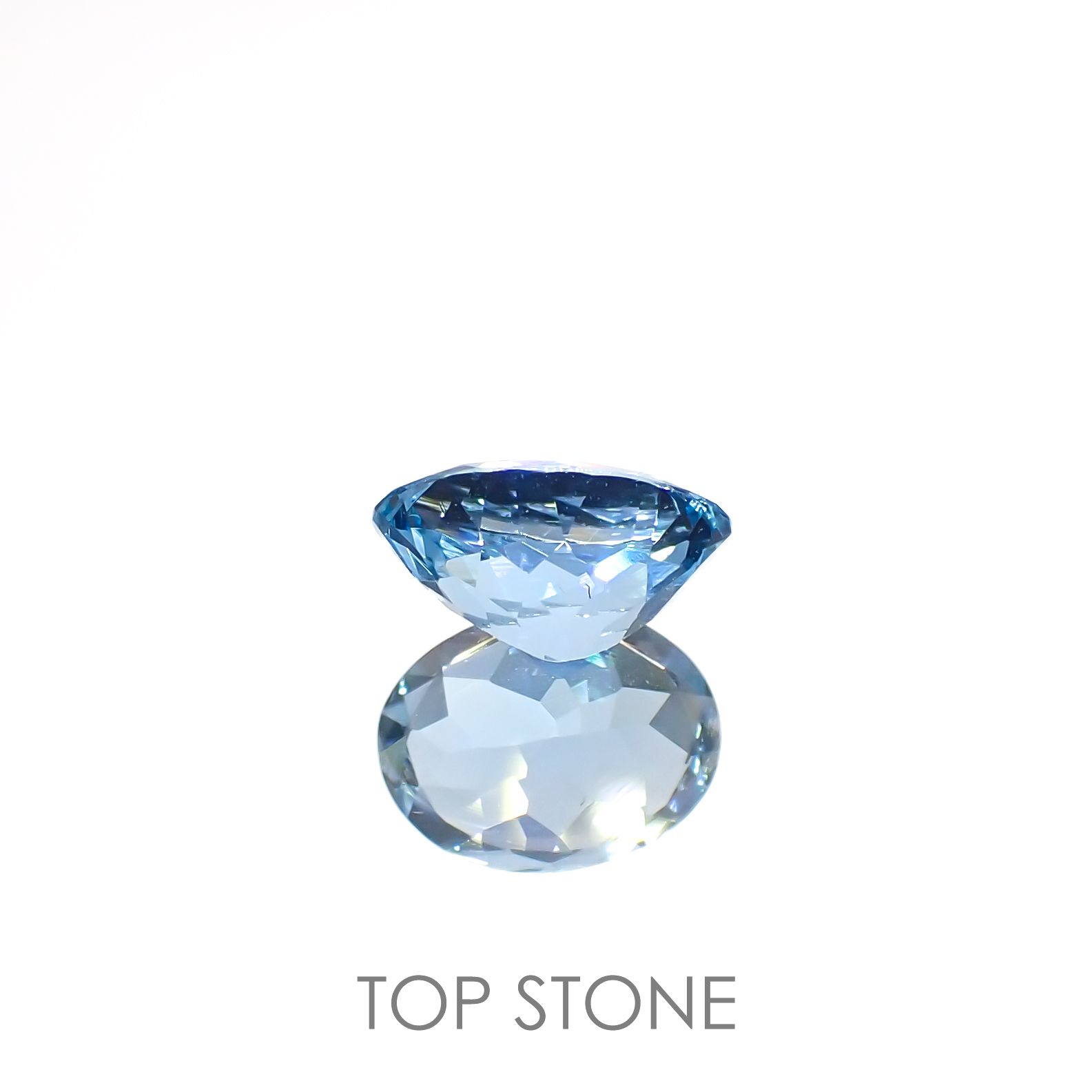 アクアマリン(宝石名アクアマリン)ナイジェリア産 1.06ct 識別済[220817384]8.1x6.2mm前後