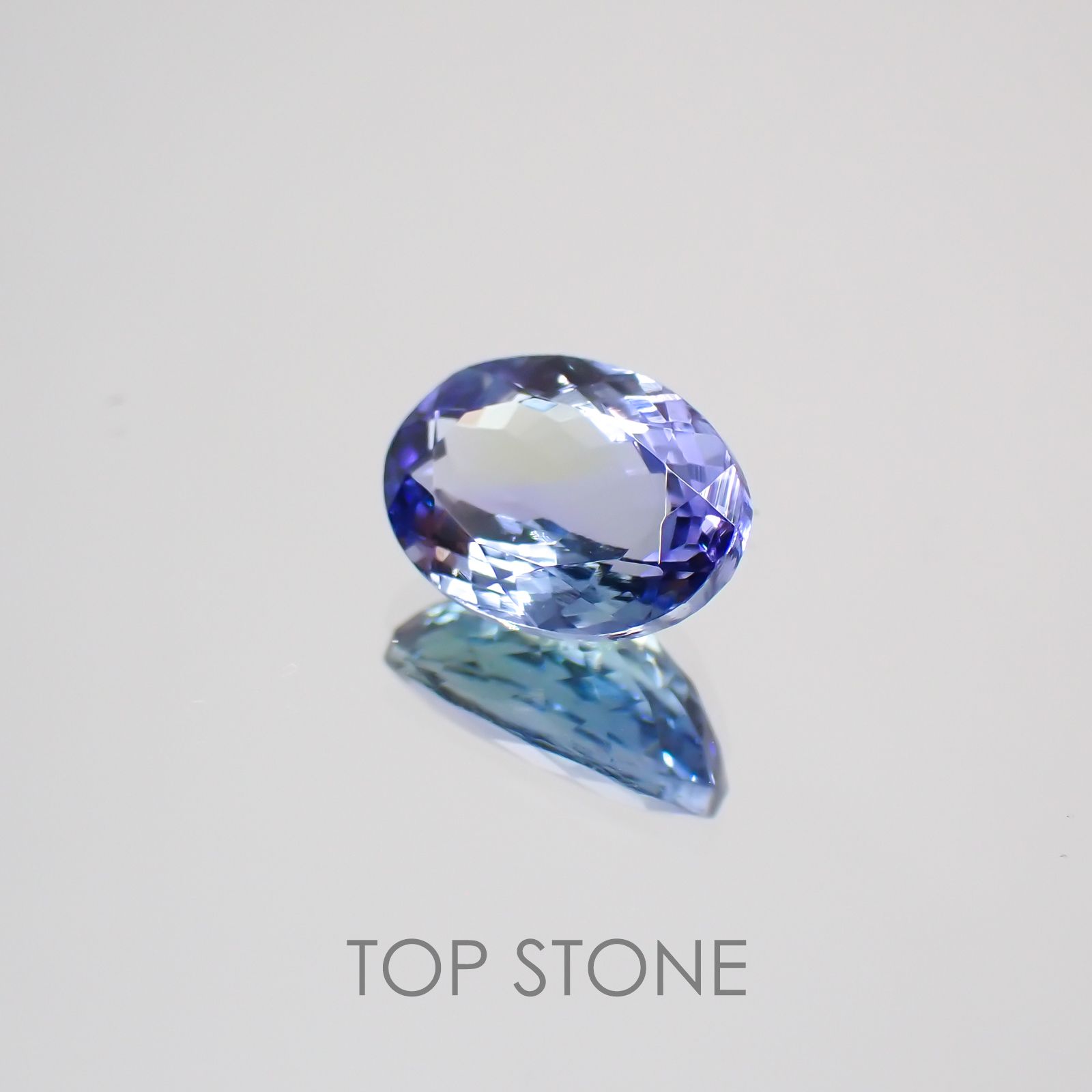 パーティーカラータンザナイト タンザニア産 ルース 1.64ct[210410413]8.7×6.1mm前後