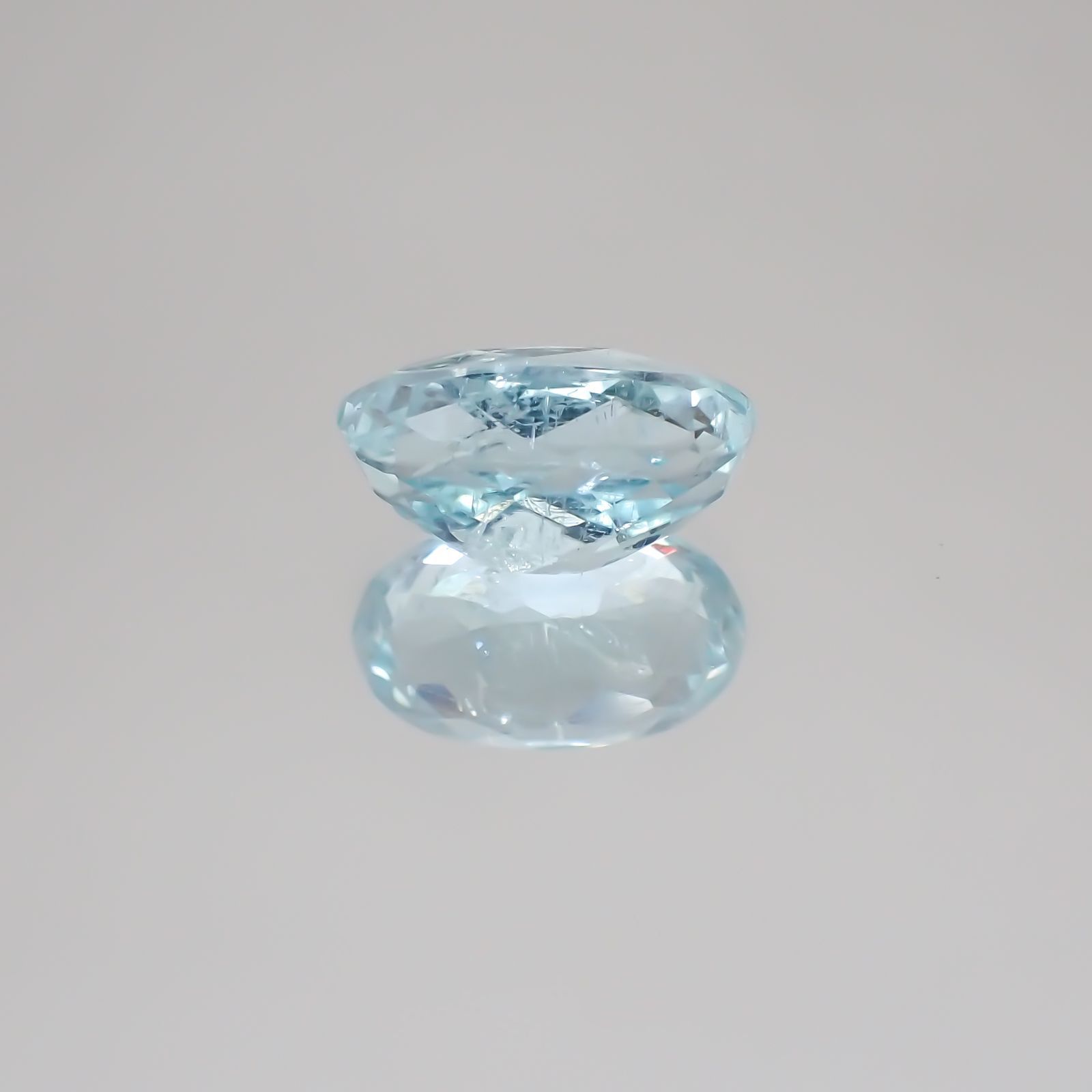 パライバトルマリン(宝石名トルマリン/別名パライバ・トルマリン) モザンビーク産 2.084ct ソ付(宝貴協)[21029388]9.9×5.8mm前後