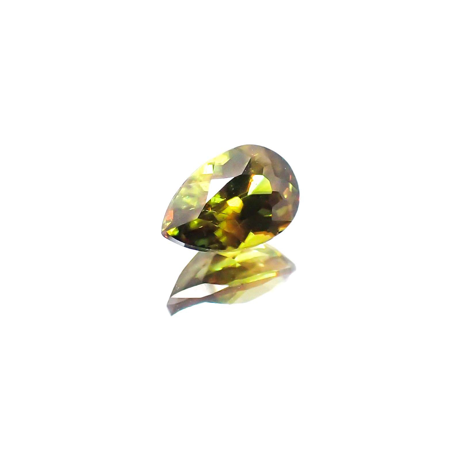 カラーチェンジスフェーン(宝石名スフェーン)パキスタン産 0.63ct 識別済[230722828]6.5x4.2mm前後