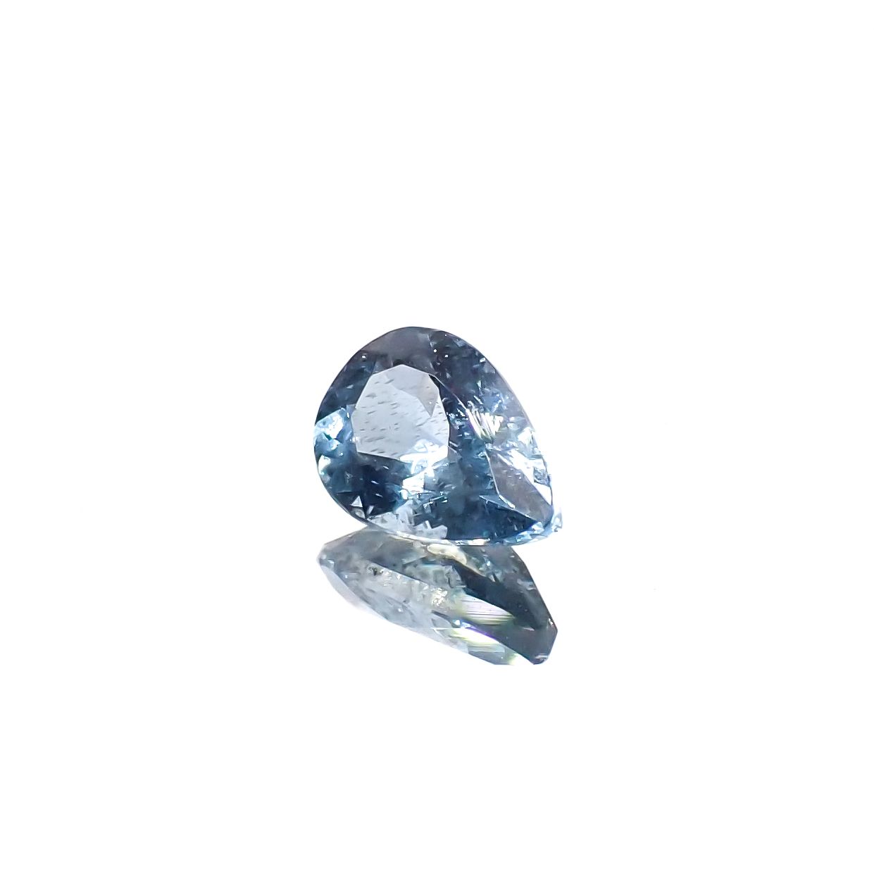 アクアマリン サンタマリアカラー マダガスカル産 0.58ct[240326965]6.8x4.8mm前後