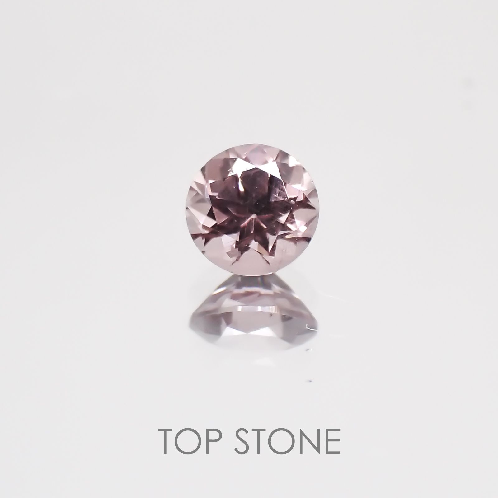 マラヤガーネット(宝石名ガーネット) タンザニア産 0.22ct 識別済[21059374]3.6×3.6mm前後