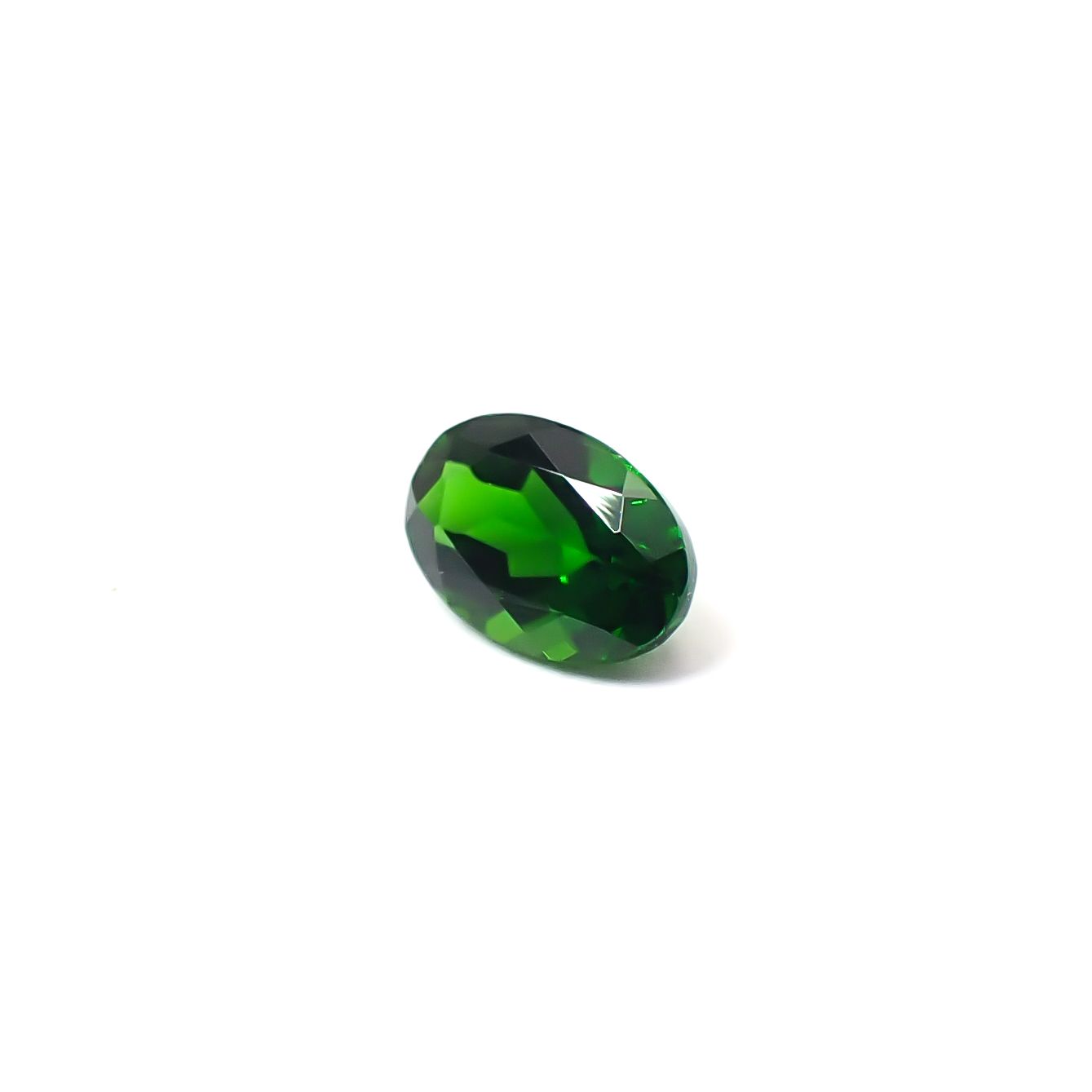 クロムダイオプサイド(宝石名クロム・ダイオプサイド)ロシア産 識別済 0.47ct / 5.8x3.9mm前後 [260432100]