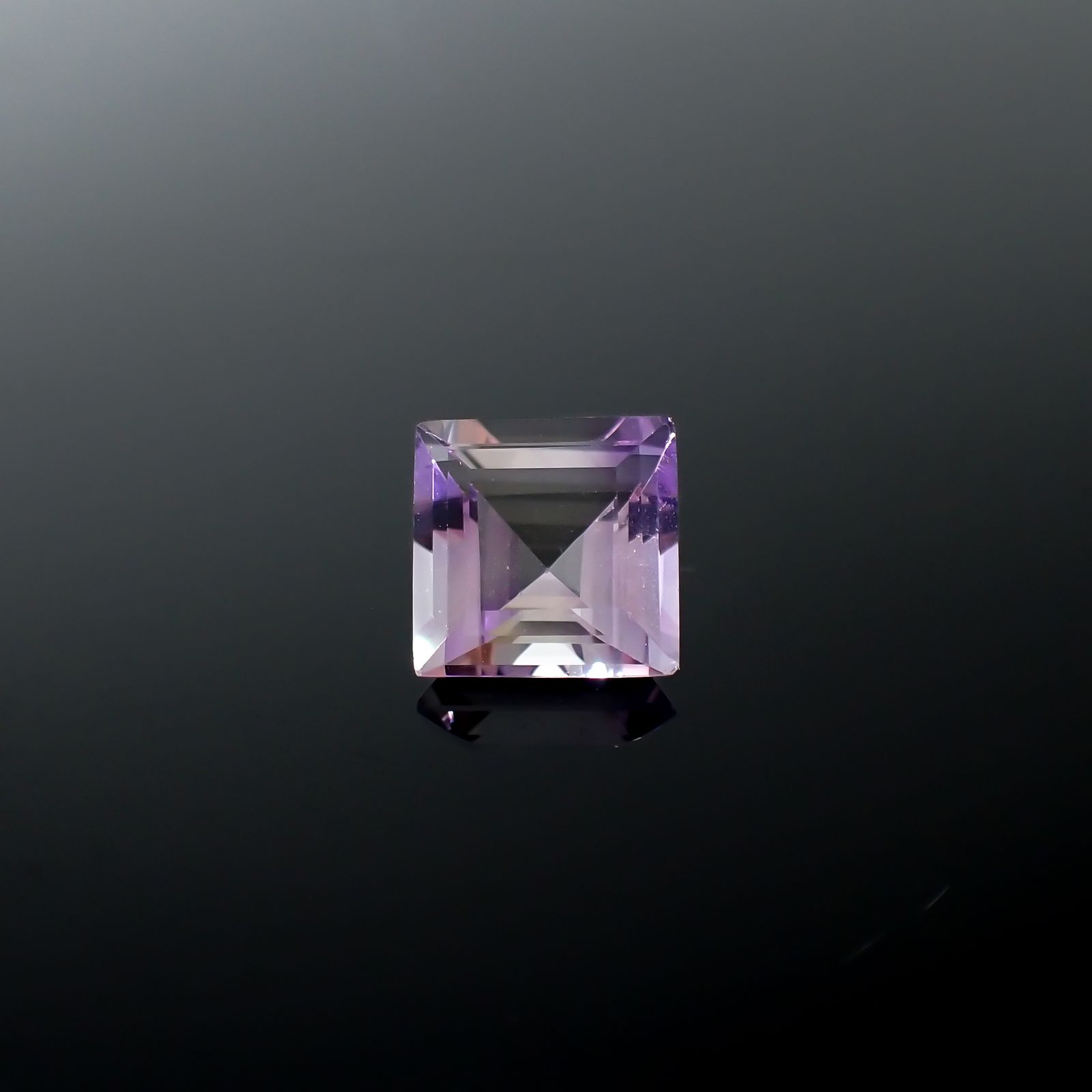 アワーグラスアメジスト モロッコ産 5.36ct[240125638]11x11mm前後