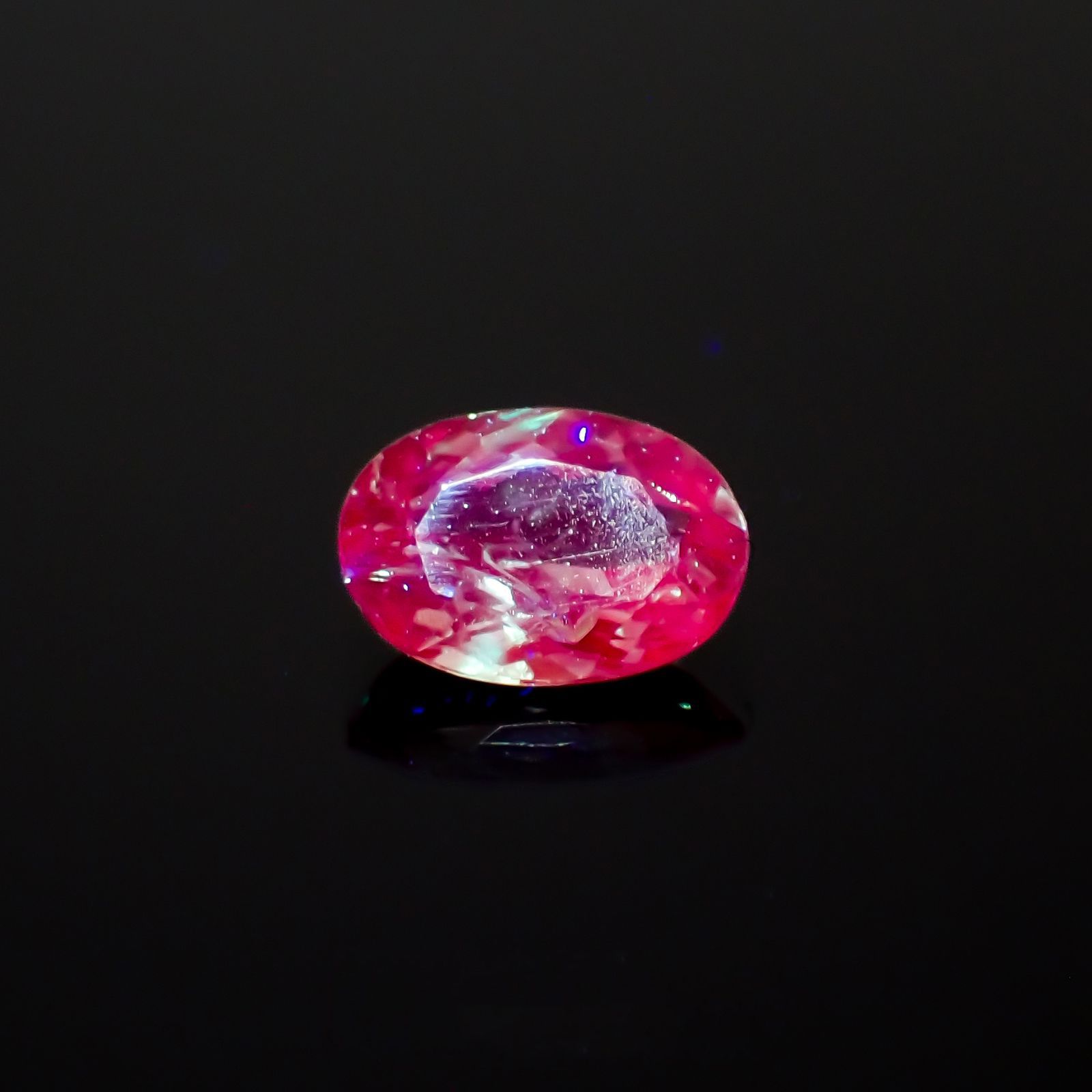 『天然レインボームーンストーン』1.97ct インド産 ルース 宝石
