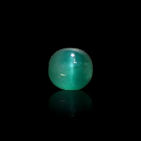 エメラルドキャッツアイ(宝石名エメラルド・キャッツアイ)コロンビア産 1.162ct ソ付(彩珠)[231023867]5.8x5.5mm前後