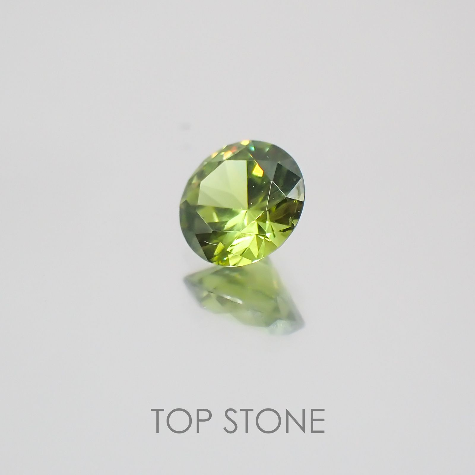 デマントイドガーネット(宝石名デマントイド・ガーネット) ロシア産 0.32ct 識別済[21049772]4.3×4.3mm前後