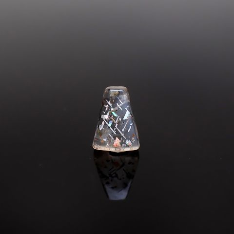◇フリーフォーム◇レインボーラティスサンストーン オーストラリア産 1.02ct [250730695]7.9x5.9mm前後
