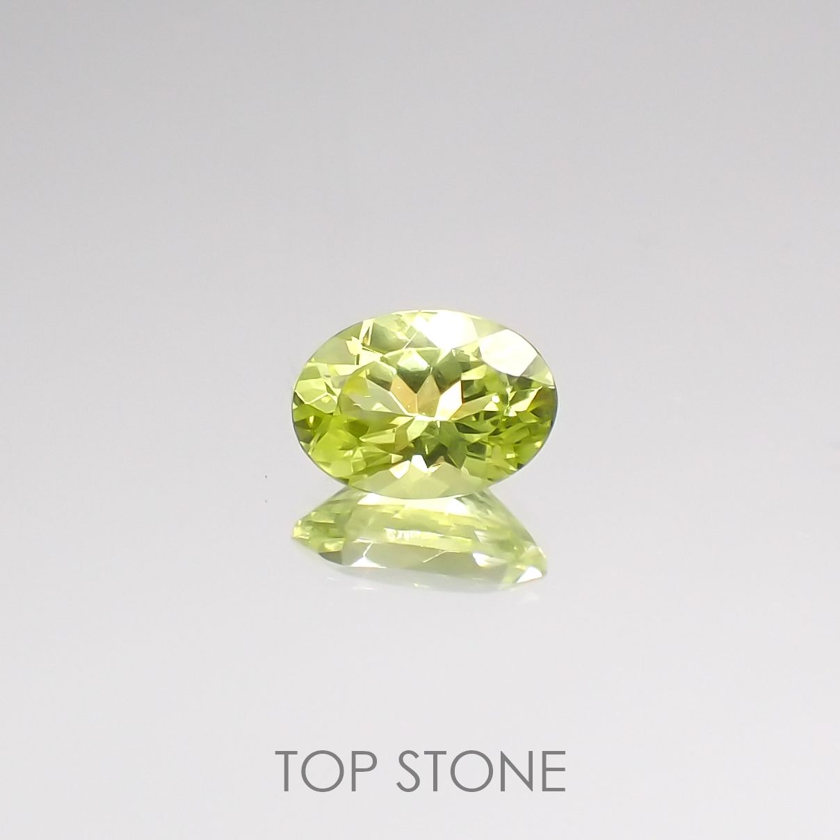パロットクリソベリル インド産 ルース 0.88ct[210711518]7×5mm前後