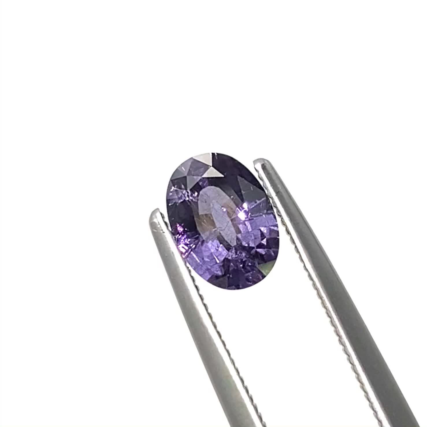 ベキリーブルーガーネット（カラーチェンジガーネット アレキタイプ