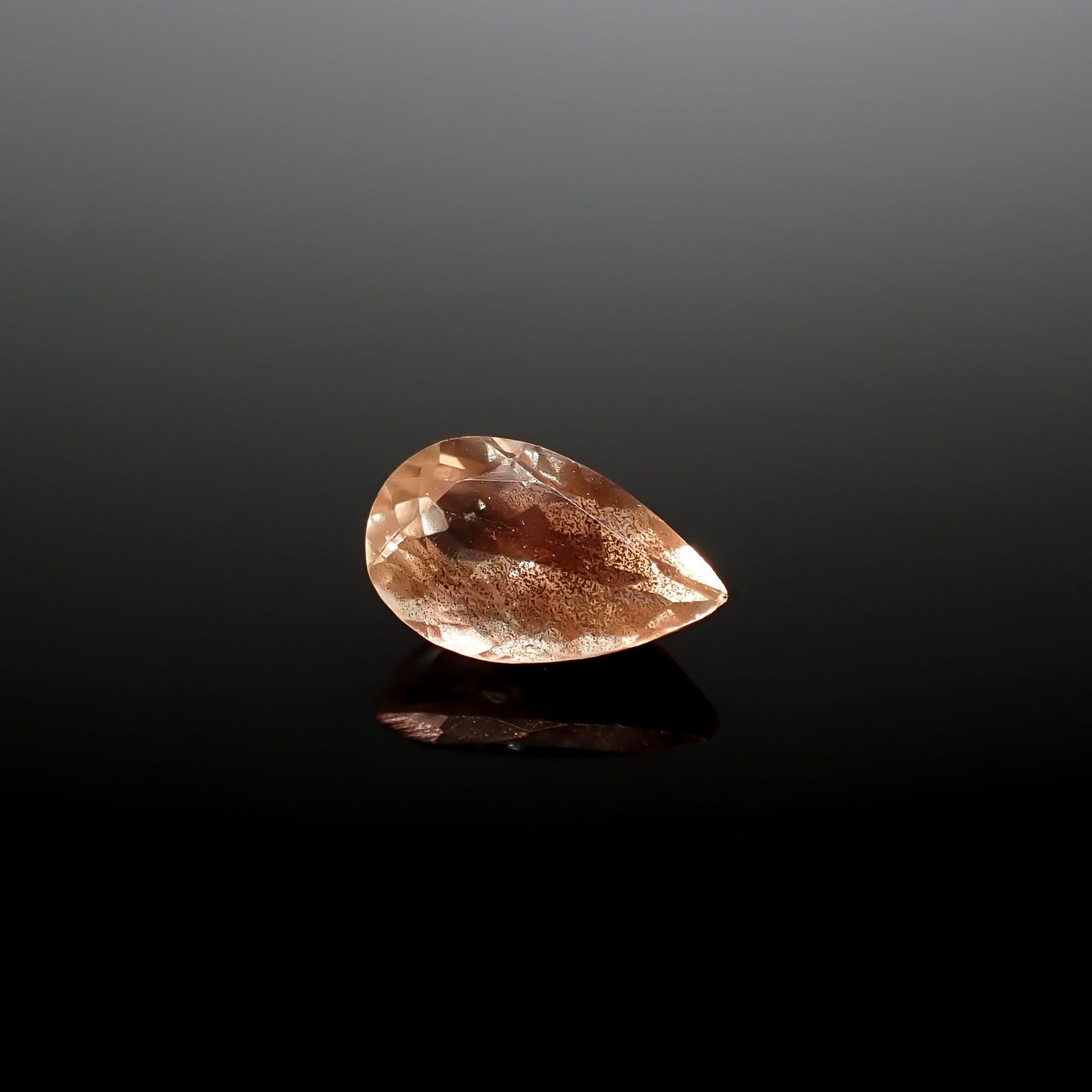 オレゴンサンストーン アメリカ・オレゴン州産 0.81ct[240627877]8x4.9mm前後