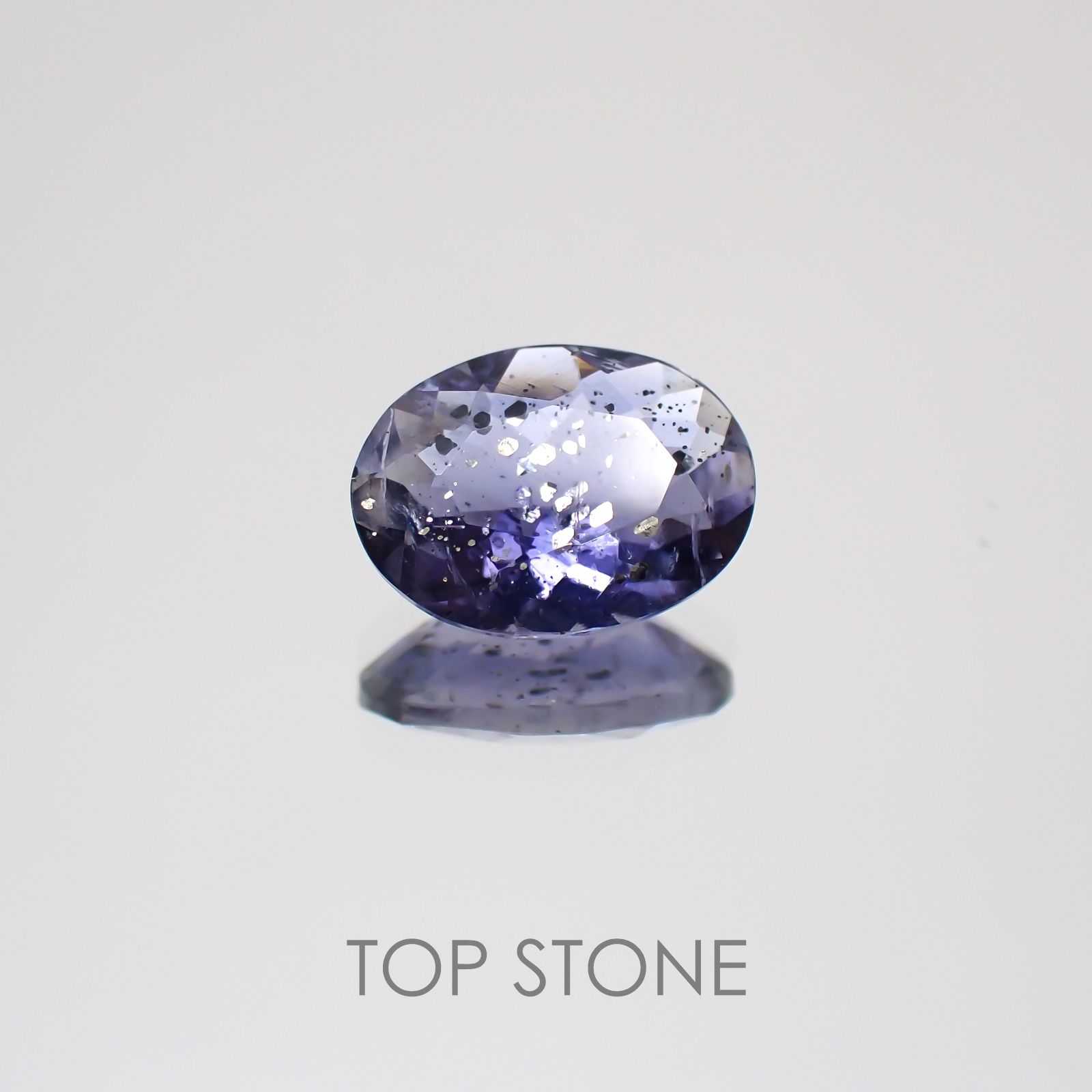 アイオライトサンストーン インド・ブラジル産 ルース 0.85ct[21019195]7.9×6mm前後