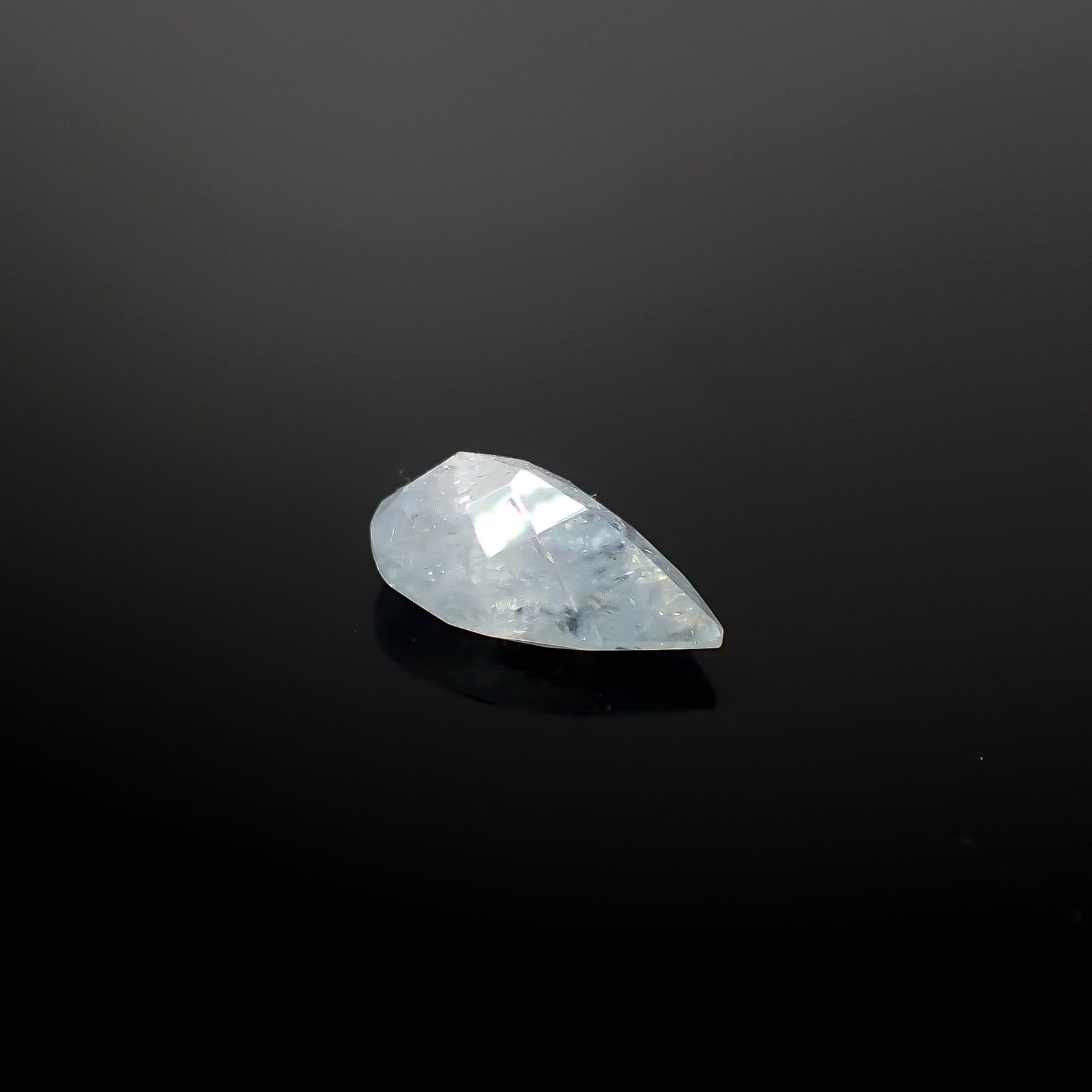 イリデッセンスアクアマリン ブラジル産 2.00ct [250730709]11.8x7.3mm前後