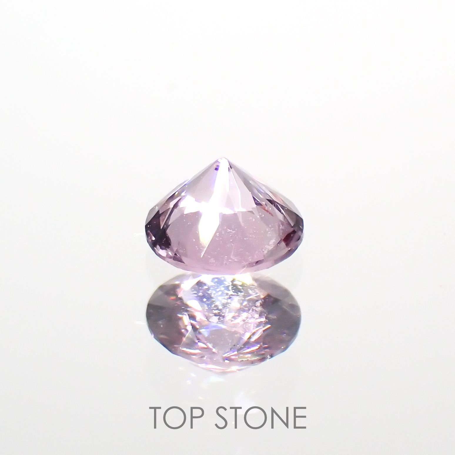 ラベンダーピンクスピネル(宝石名スピネル)ビルマ/マダガスカル産 0.22ct 識別済[220114543]3.6x3.6mm前後
