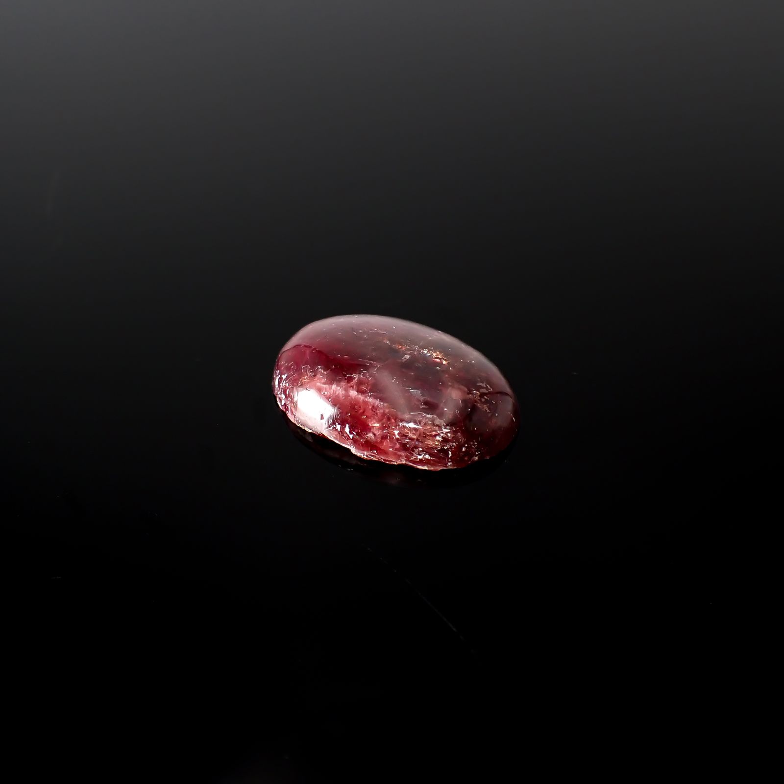 ユーディアライト ロシア産 40.02ct[240226365]30x21.8mm前後
