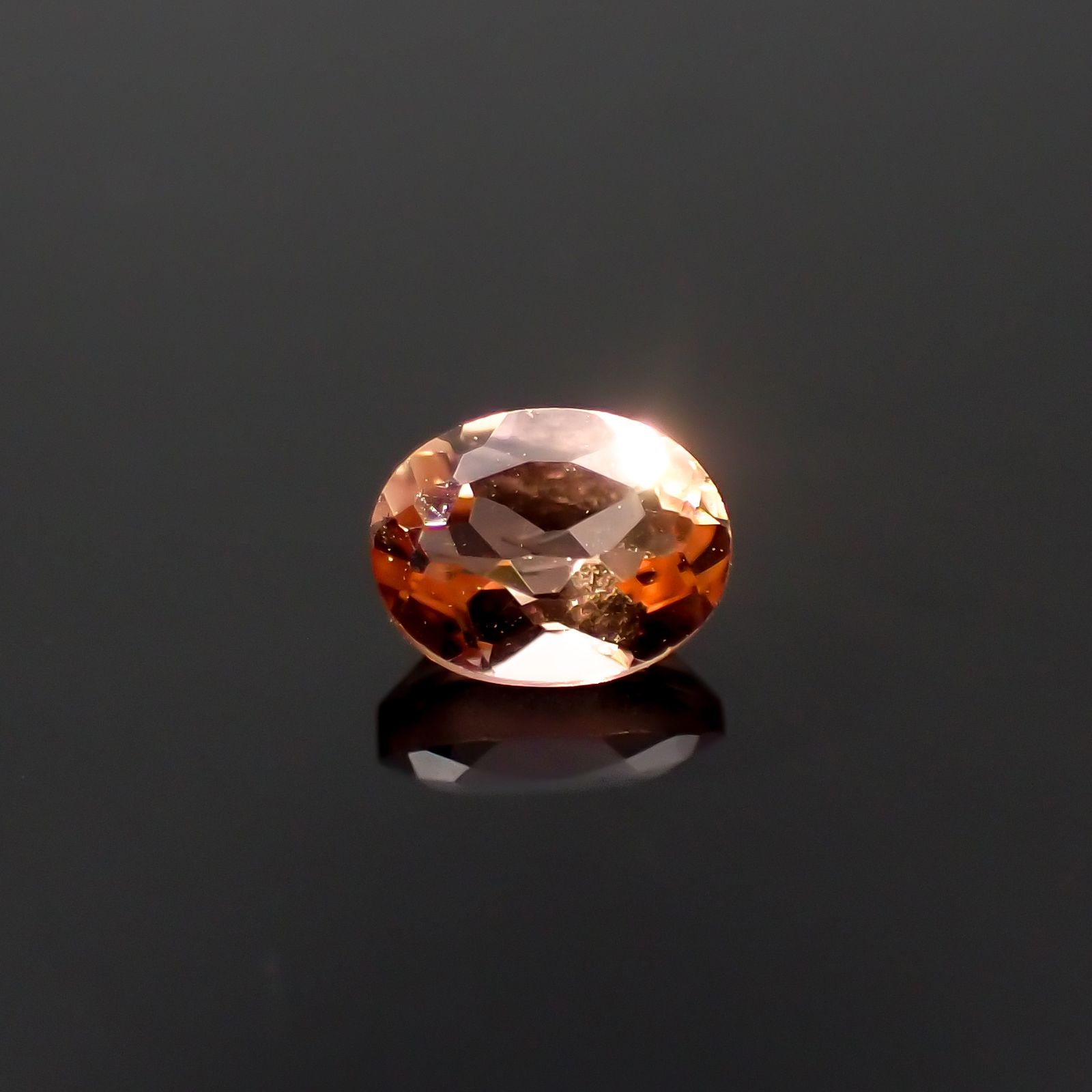 インペリアルトパーズ ブラジル産 0.25ct[231224865]4.1x3.2mm前後