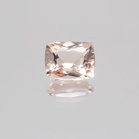 モルガナイト(宝石名モルガナイト) ナイジェリア産 1.29ct 識別済[21039104]7.7×6.1mm前後