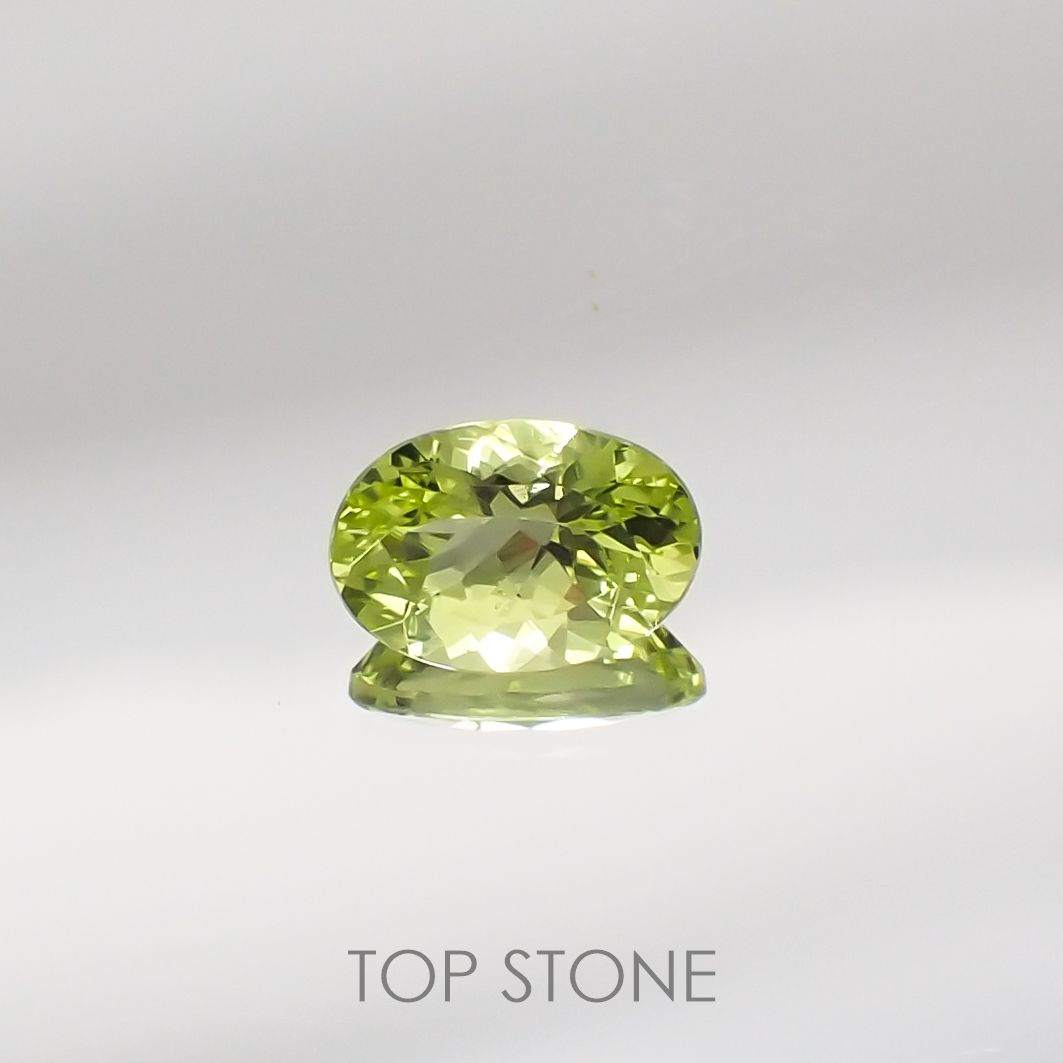 パロットクリソベリル(宝石名クリソベリル) インド産 0.77ct 識別済[210711516]6.8×4.7mm前後