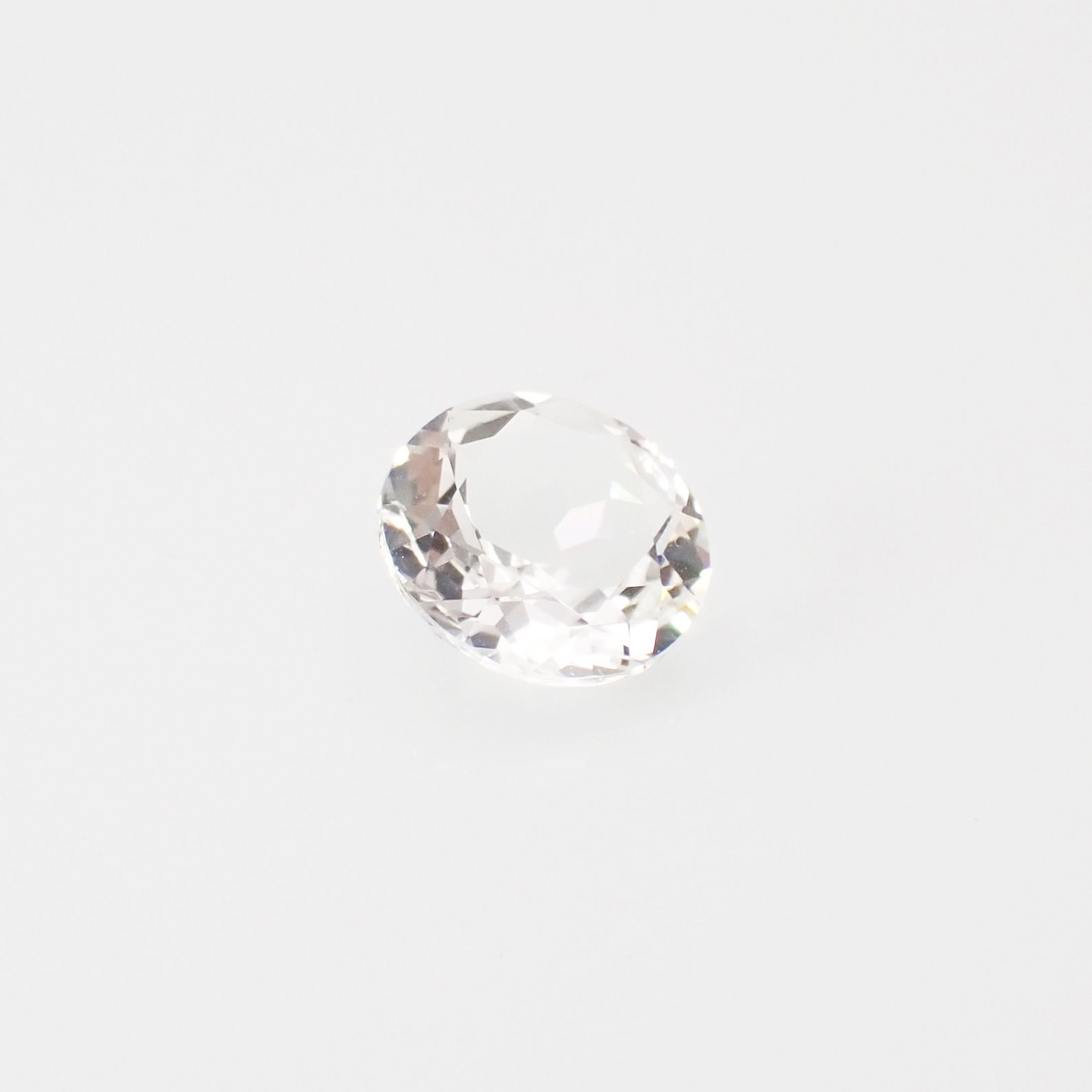 含バリウム・サニディン(宝石名サニディン)ドイツ産 1.69ct 識別済[231224973]8.5x8.5mm前後
