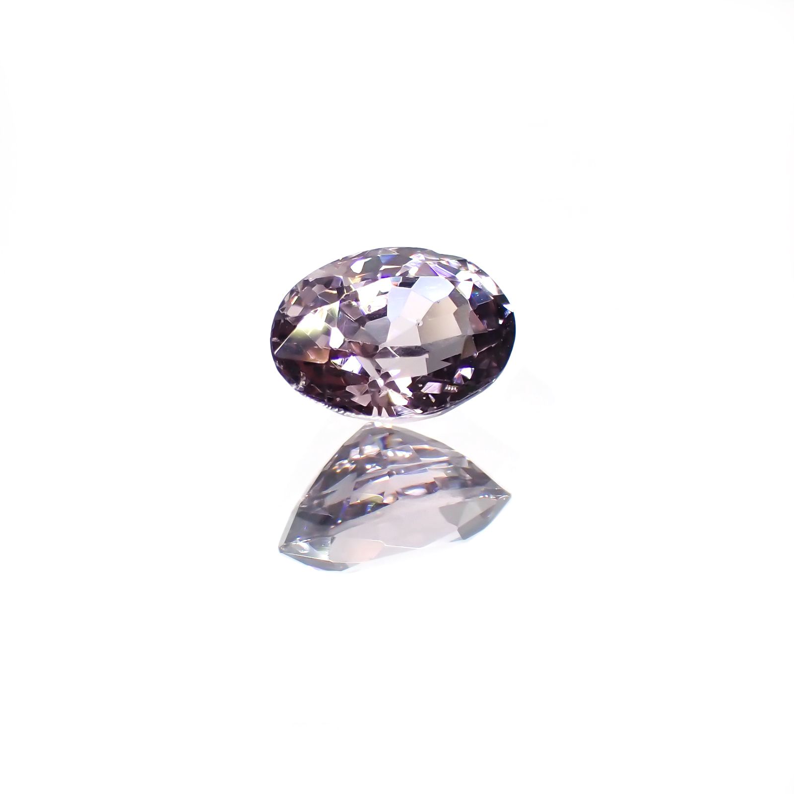 バイオレットスピネル(宝石名スピネル)ビルマ産 1.03ct 識別済[220113920]7.1x5mm前後