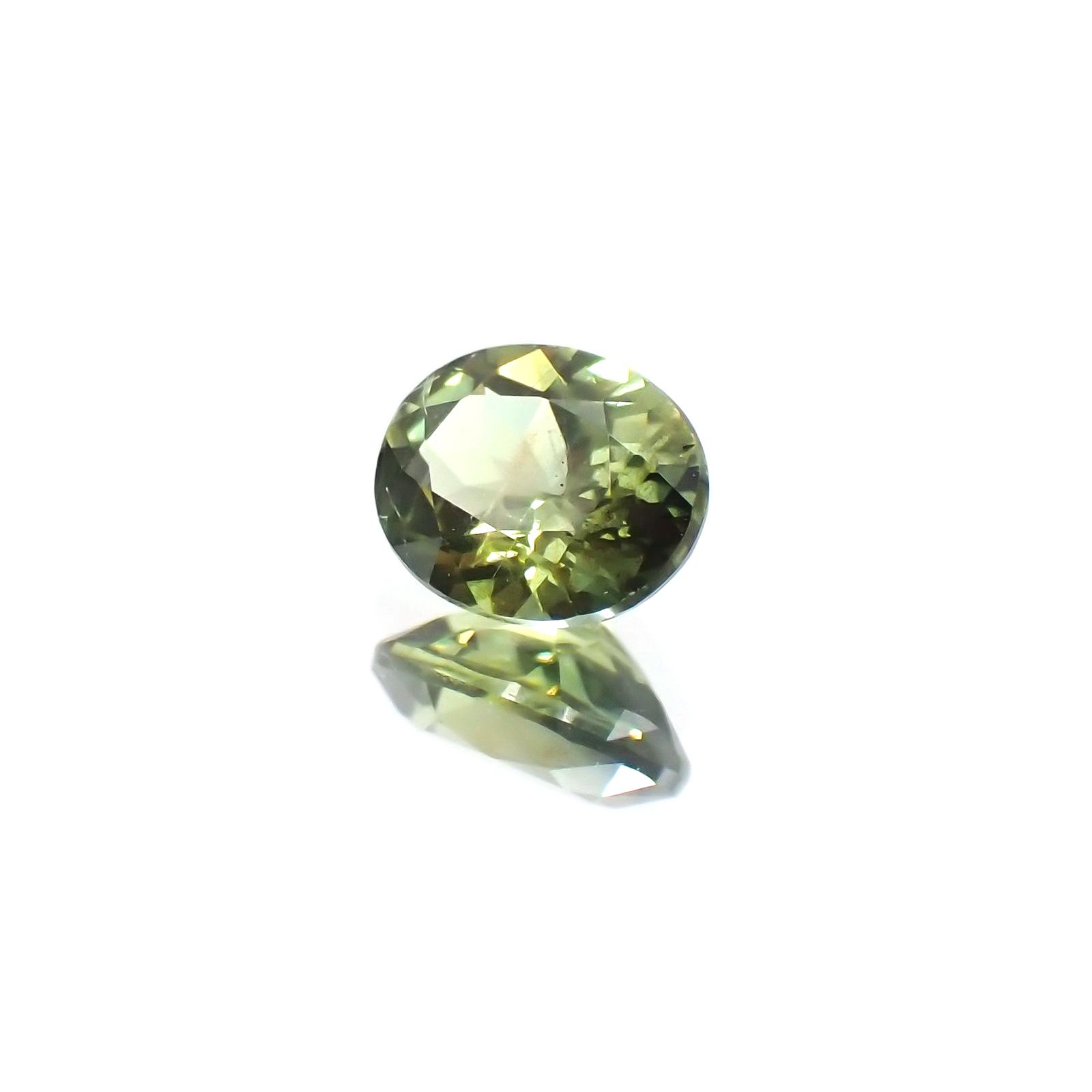 ゴールドシーンサファイア(宝石名シーン・サファイア) ケニア産 0.49ct 識別済[25129295]5.1×4.1mm前後
