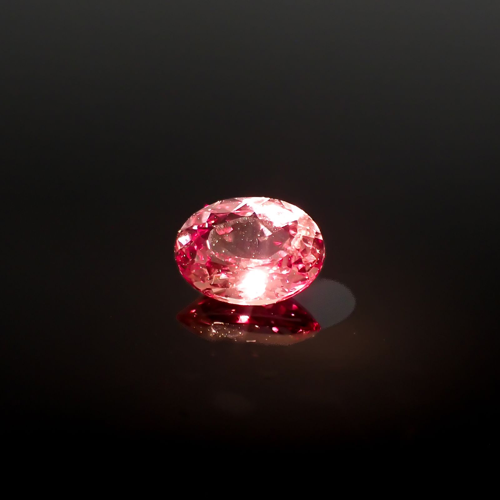 ドラゴンガーネット タンザニア産 1.10ct[240326662]7.2x5.5mm前後