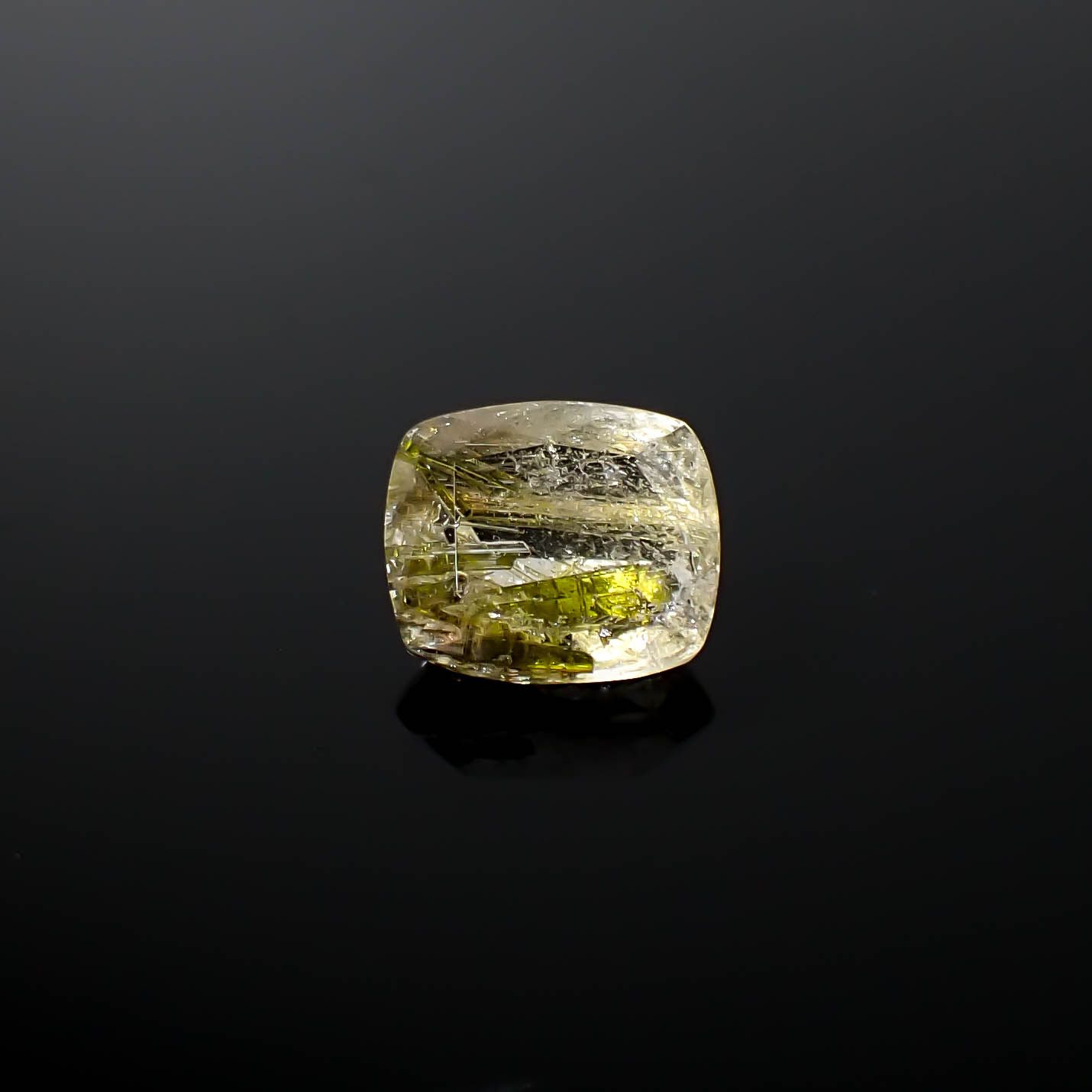 エピドートインクォーツ ブラジル産 3.08ct[240728460]9.7x8.4mm前後
