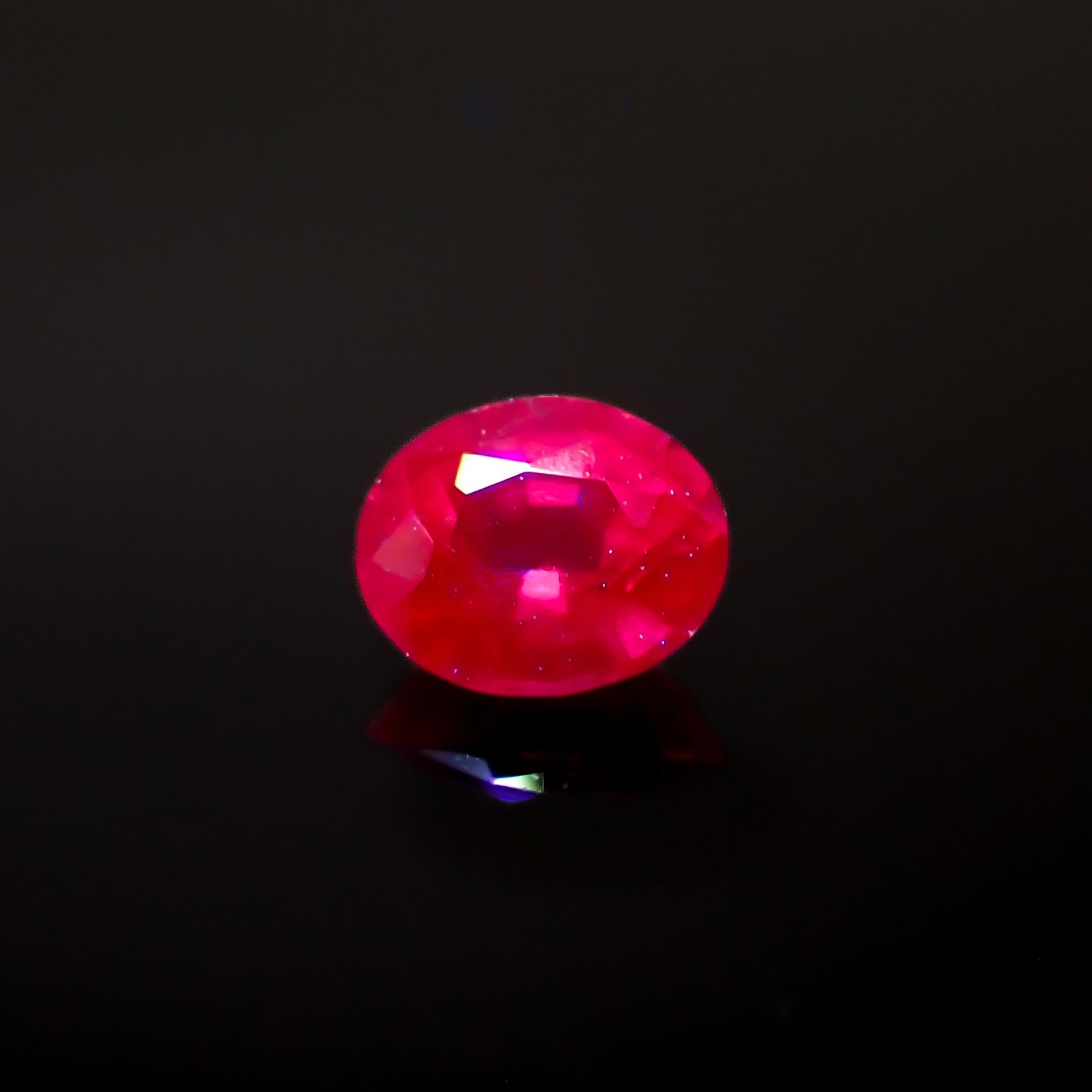 ルビー 非加熱 マダガスカル産 0.21ct[230622338]3.8x3.2mm前後