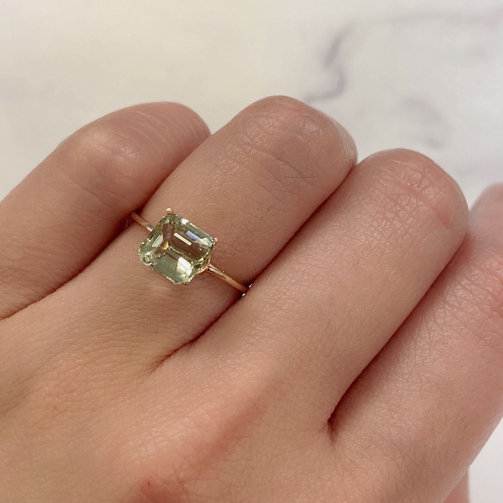 グリーンフロストルマリン(宝石名トルマリン) ルワンダ産 1.938ct ソ付(彩珠)[211013640]7.1×6.9mm前後