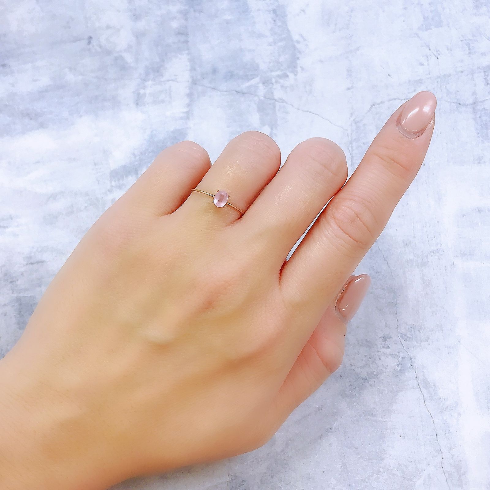 シルキーピンクスピネル(宝石名スピネル)タンザニア産 0.38ct 識別済[240219489]4.9x3.8mm前後