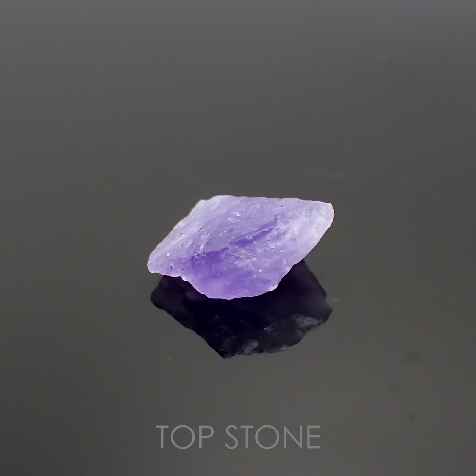 ハックマナイト原石 アフガニスタン産 10.33ct[220115524]16.5x15.8mm前後