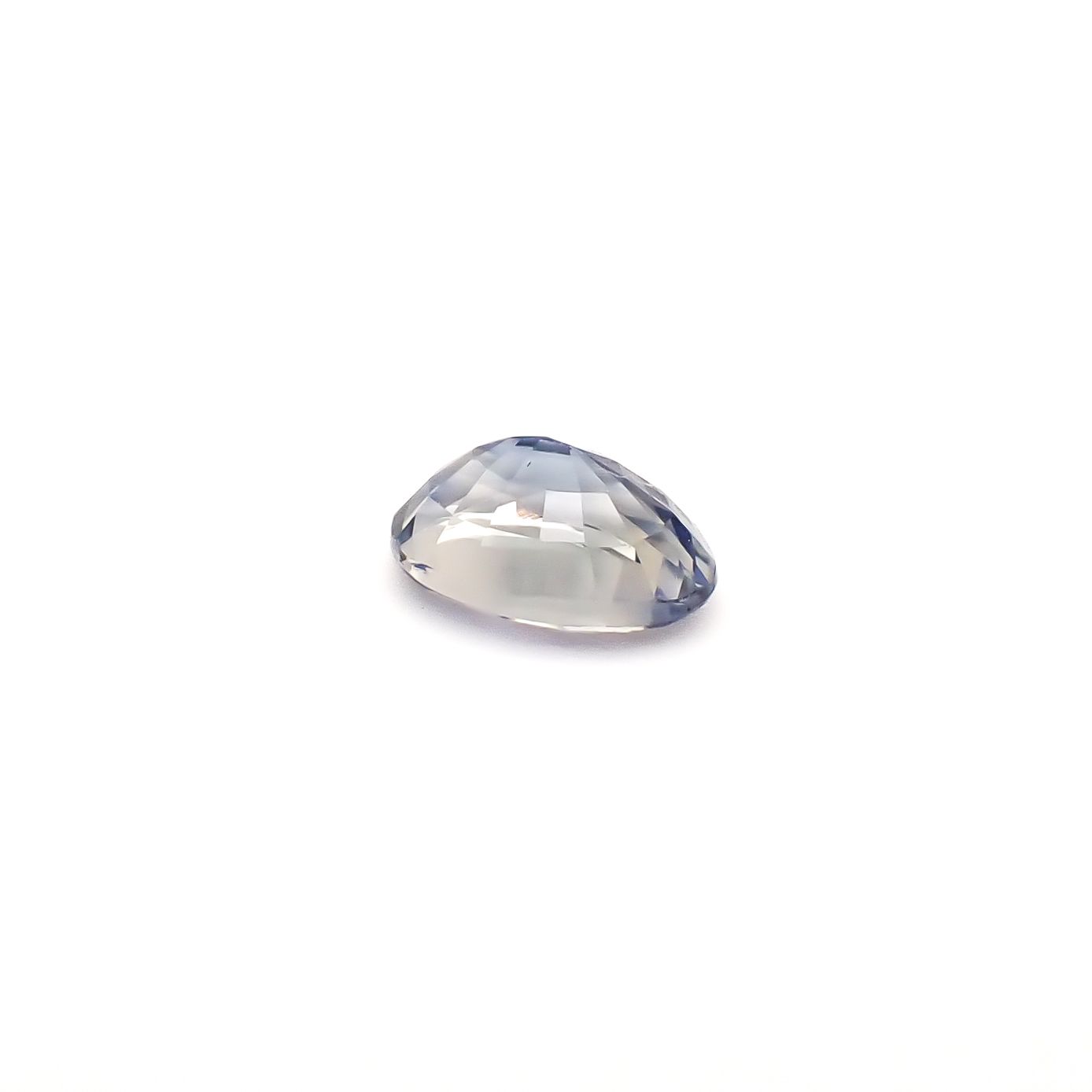 アイスブルーサファイア スリランカ/マダガスカル産 0.61ct / 5.9x4.1mm前後 [260732590]