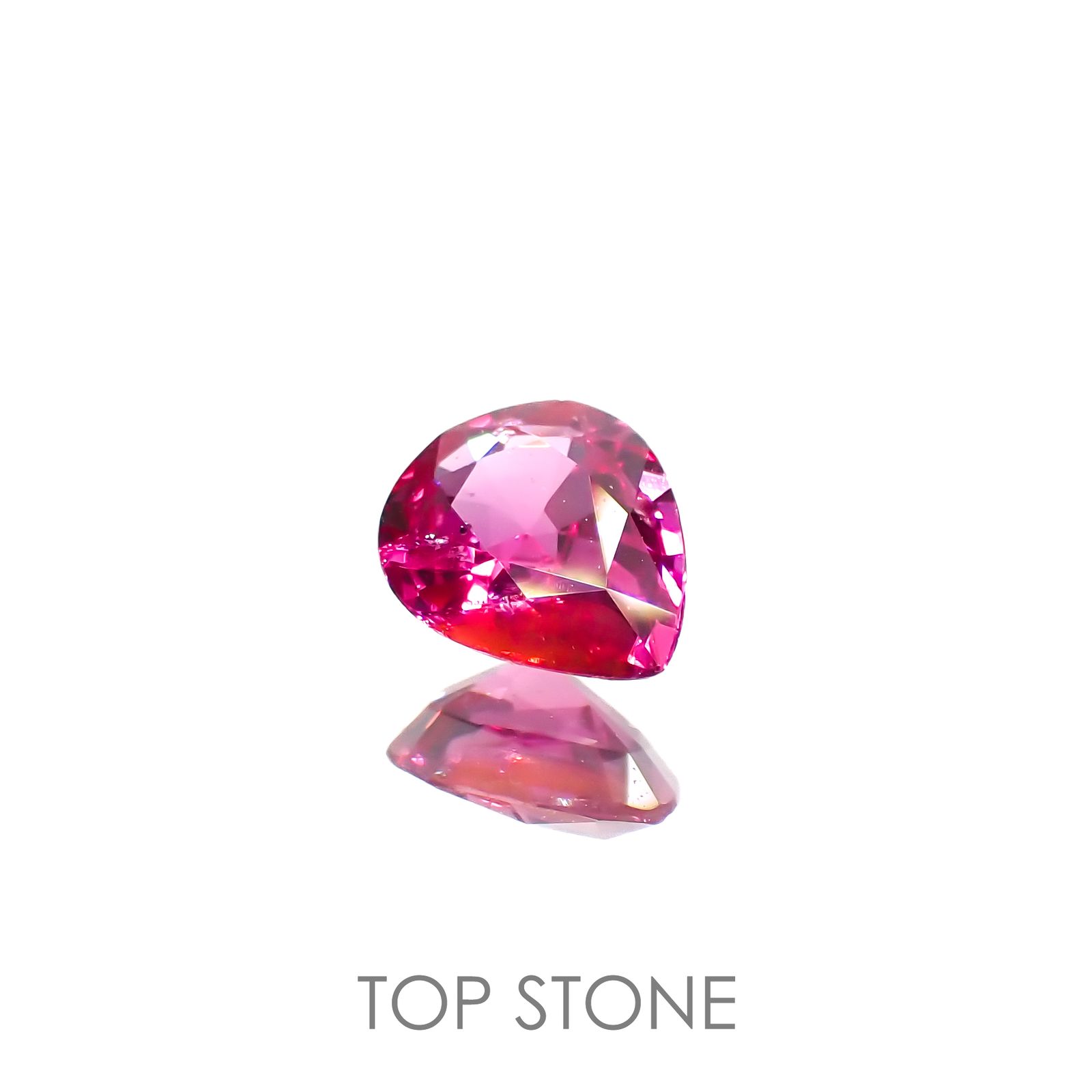 ルビー(宝石名ルビー)モザンビーク産 0.61ct 識別済[220616087]5.9x4.9mm前後