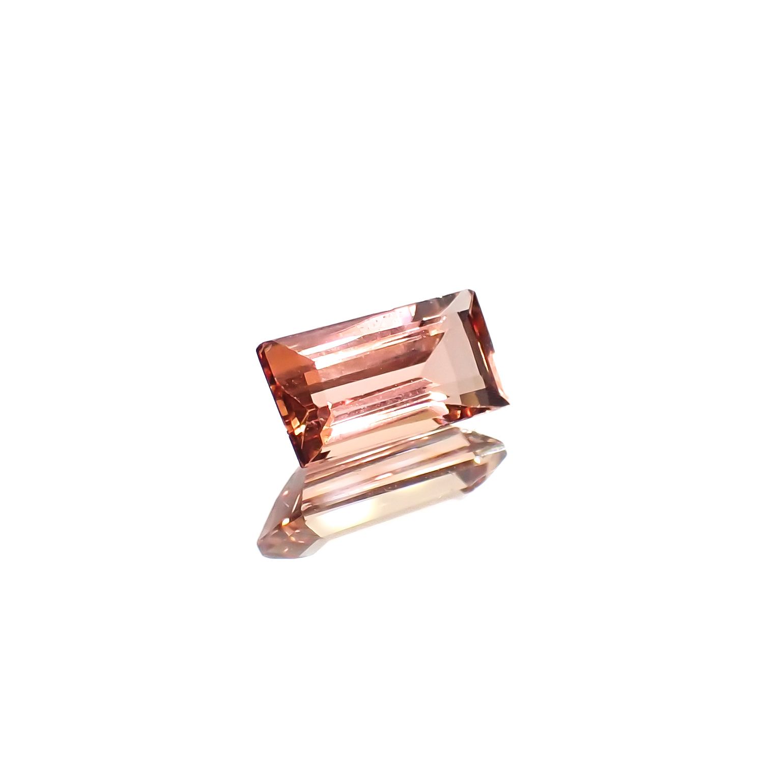 インペリアルトパーズ ブラジル産 0.70ct[231224518]6.9x3.5mm前後