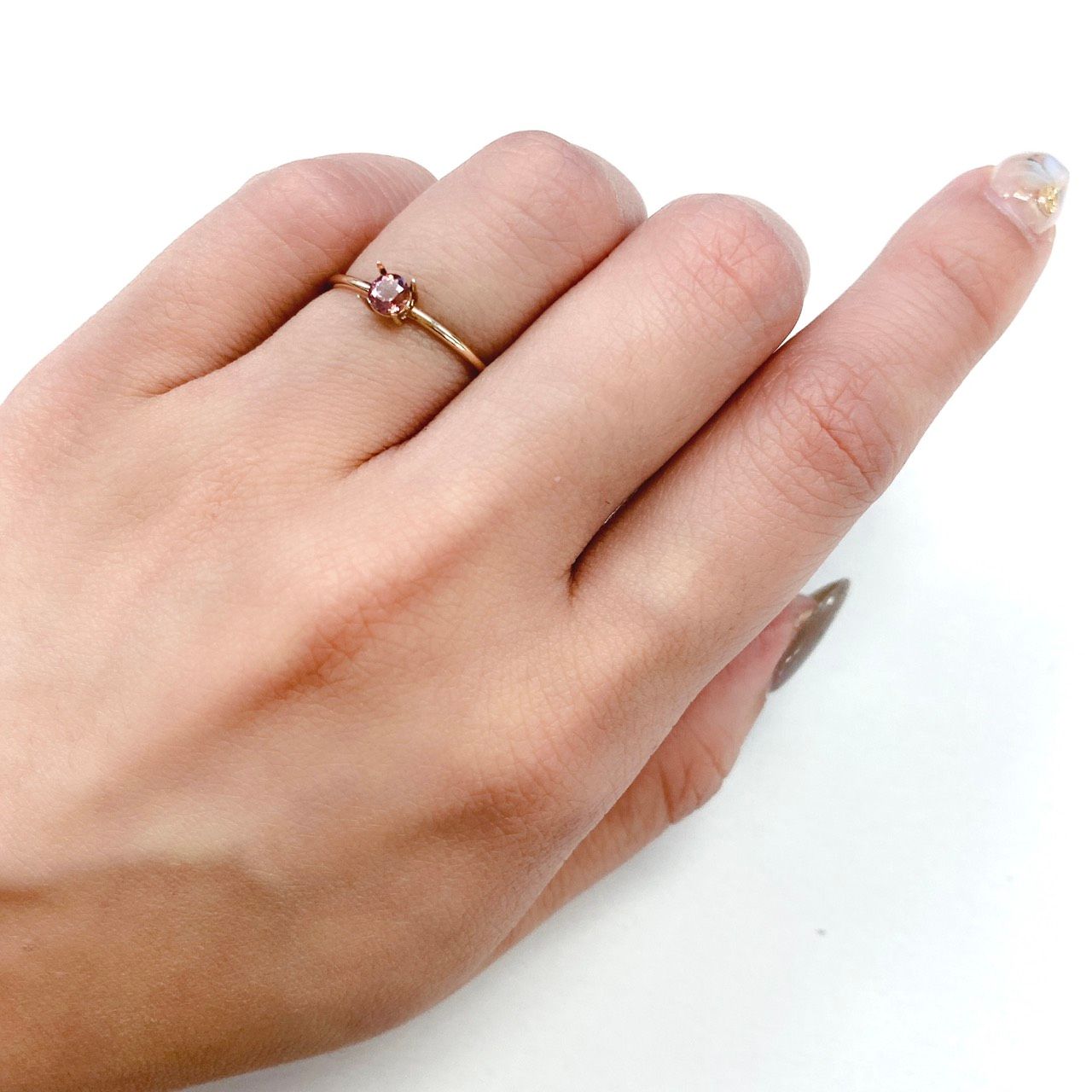 マラヤガーネット タンザニア産 ルース 0.23ct[21059380]3.6×3.6mm前後