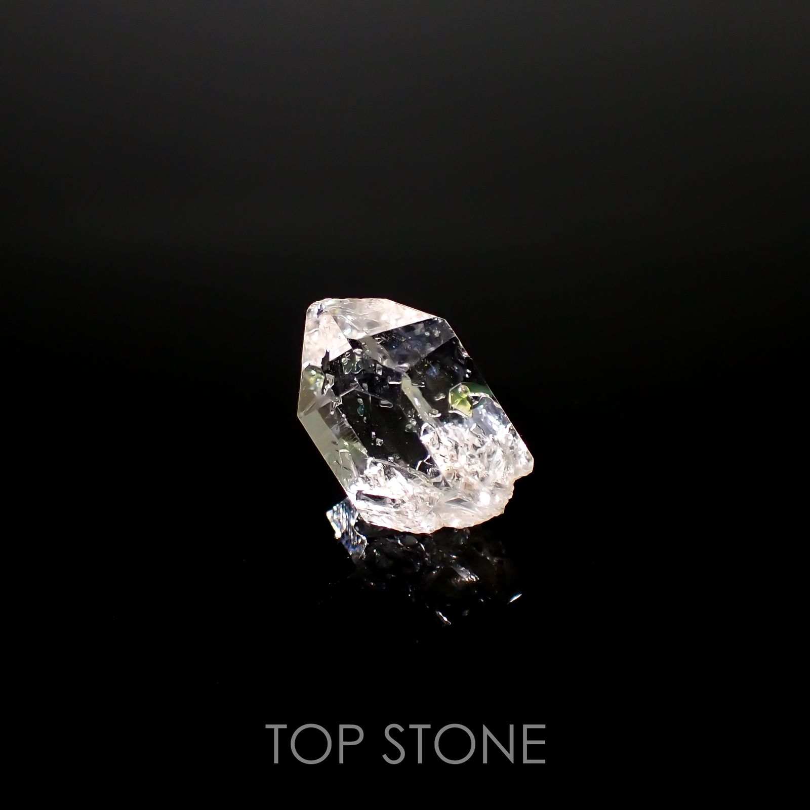 オイルインクォーツ 原石パキスタン産 10.06ct[220515870]15.5x11.2mm前後