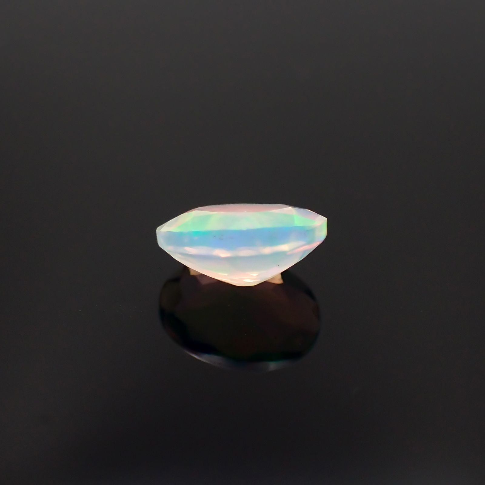 エチオピアオパール エチオピア産 0.48ct[230522195]7x5mm前後