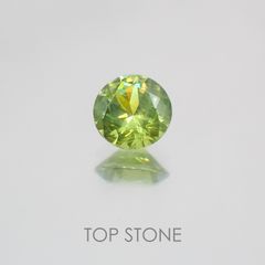 デマントイドガーネット(宝石名デマントイド・ガーネット) ロシア産 0.24ct 識別済[21049773]3.8×3.8mm前後