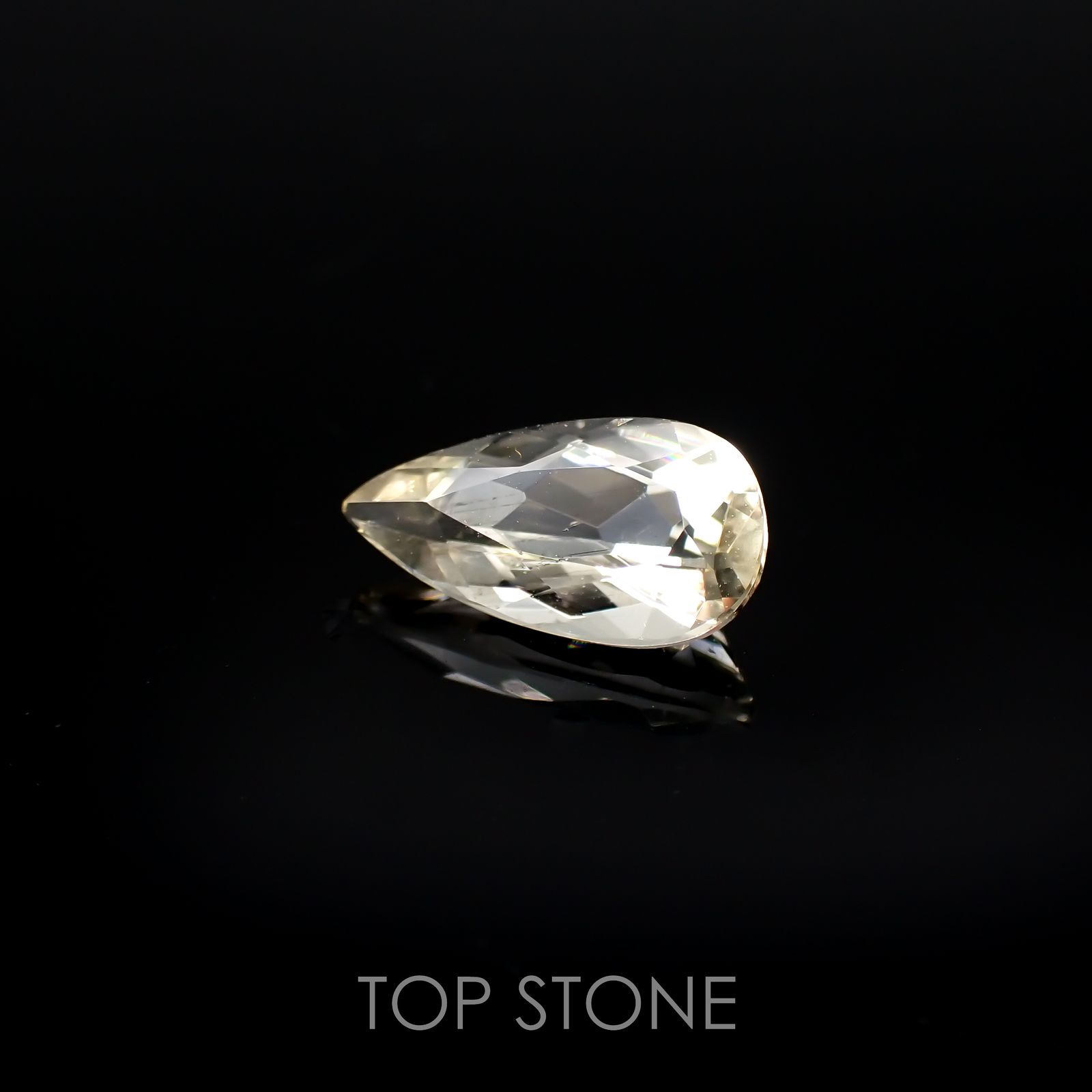 イエロースキャポライト(宝石名イエロー・スキャポライト)ブラジル・ミナスジェライス州産 1.39ct 識別済[220918021]11.1x5.7mm前後