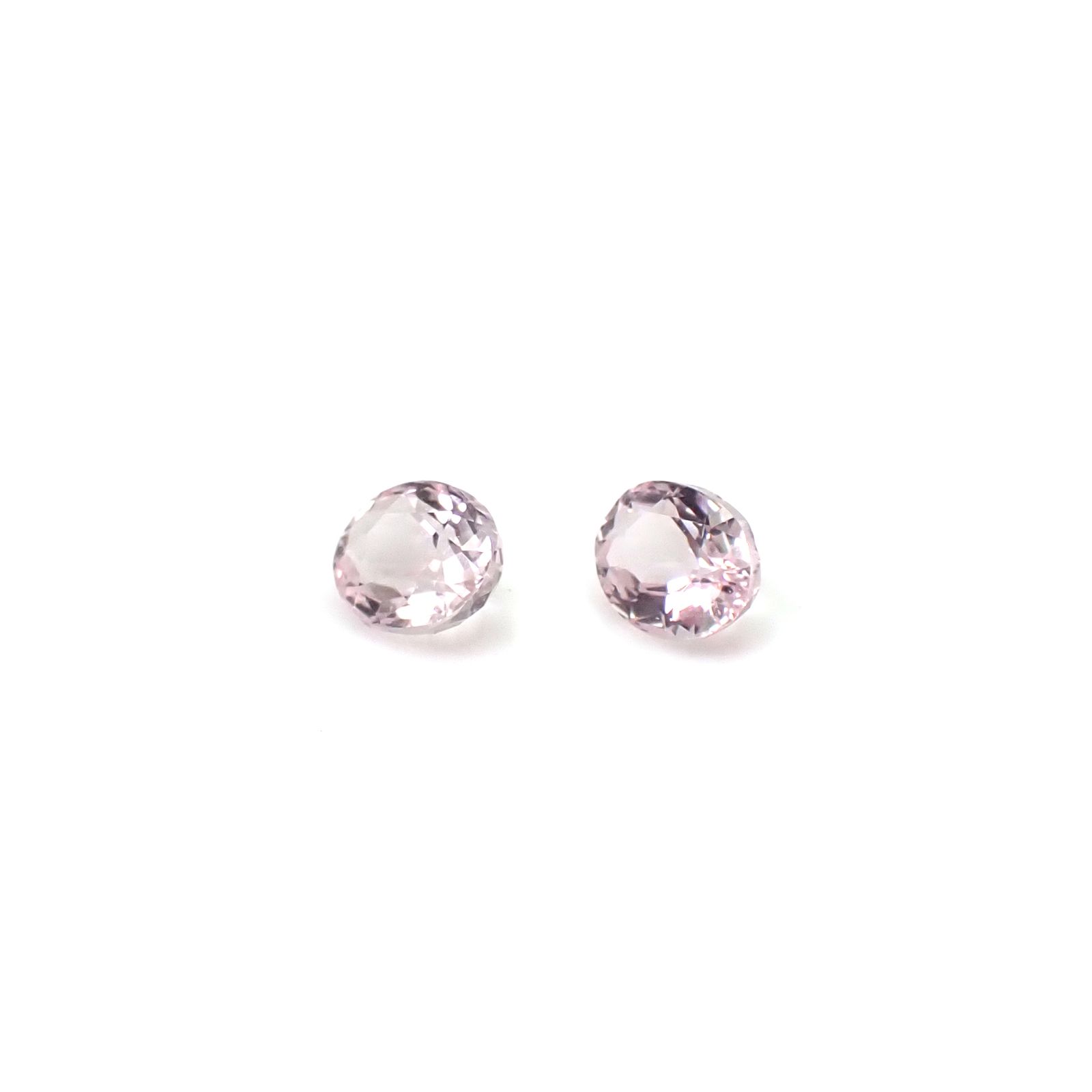 ◇ペアセット◇モルガナイト ブラジル産 0.35ct(2pcs合計) / 4.0-4.1x3.0-3.1mm前後 [260431960]