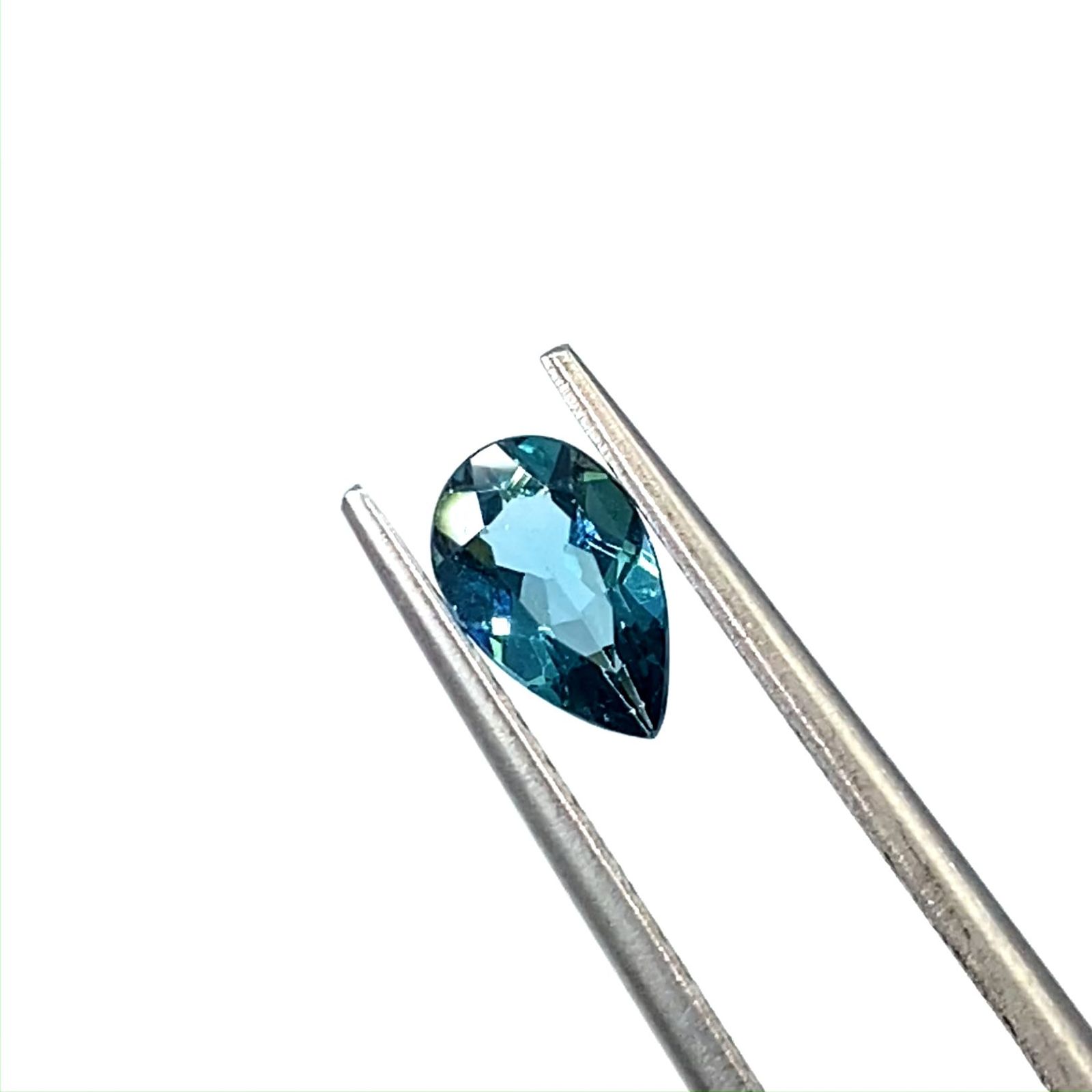 ブルーグリーンアパタイト(宝石名アパタイト)マダガスカル産 0.56ct